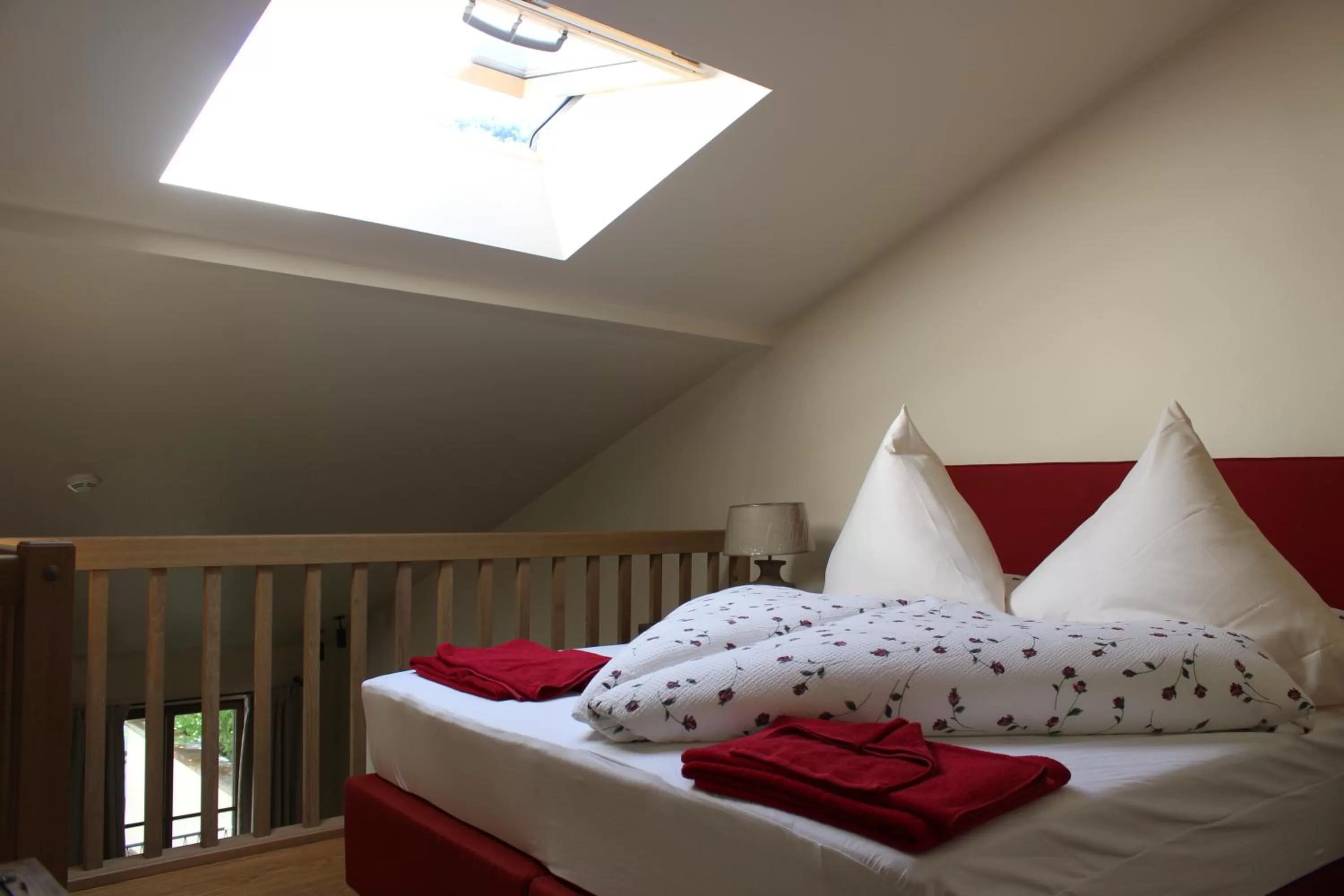 Bed in Augustiner in Meran