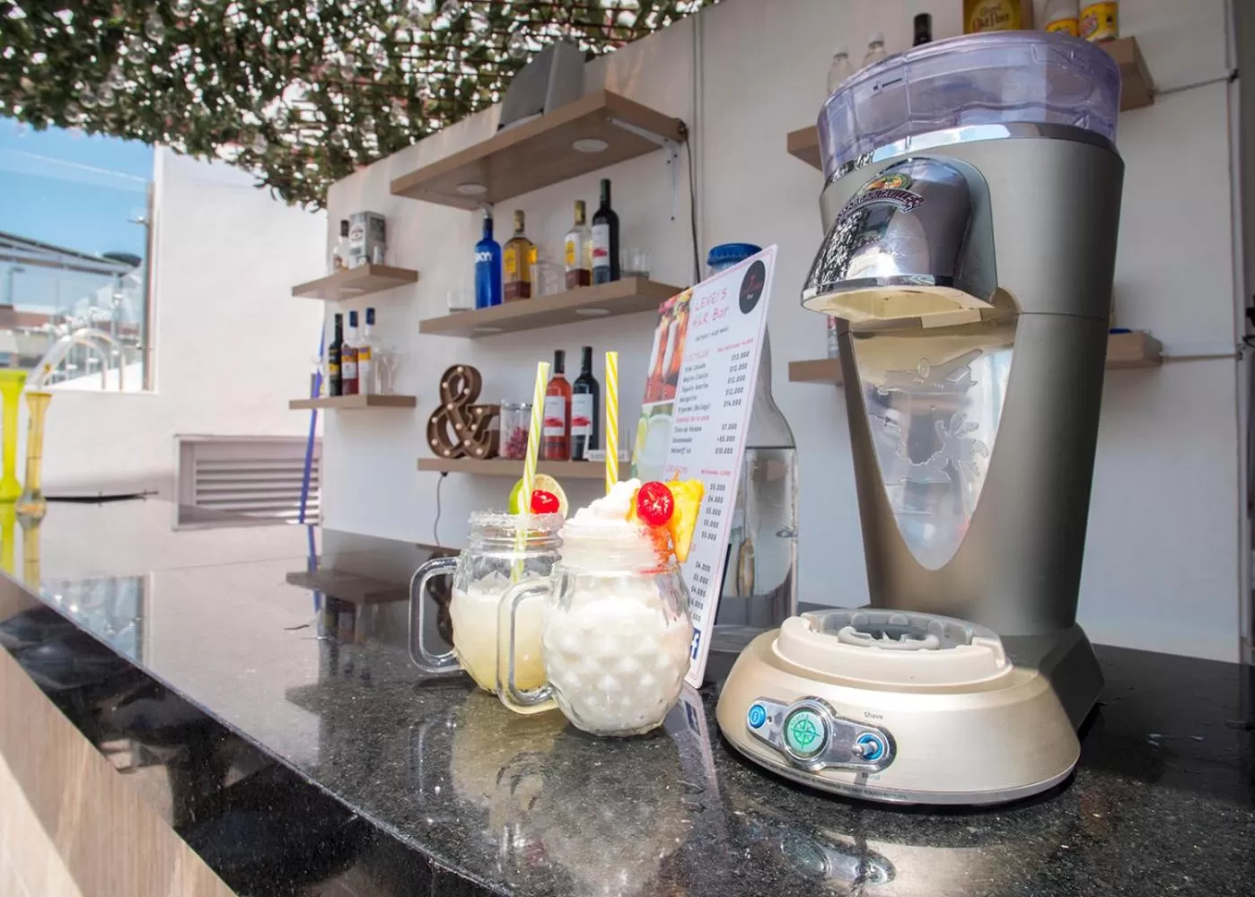 Day in Hotel Grand H&R