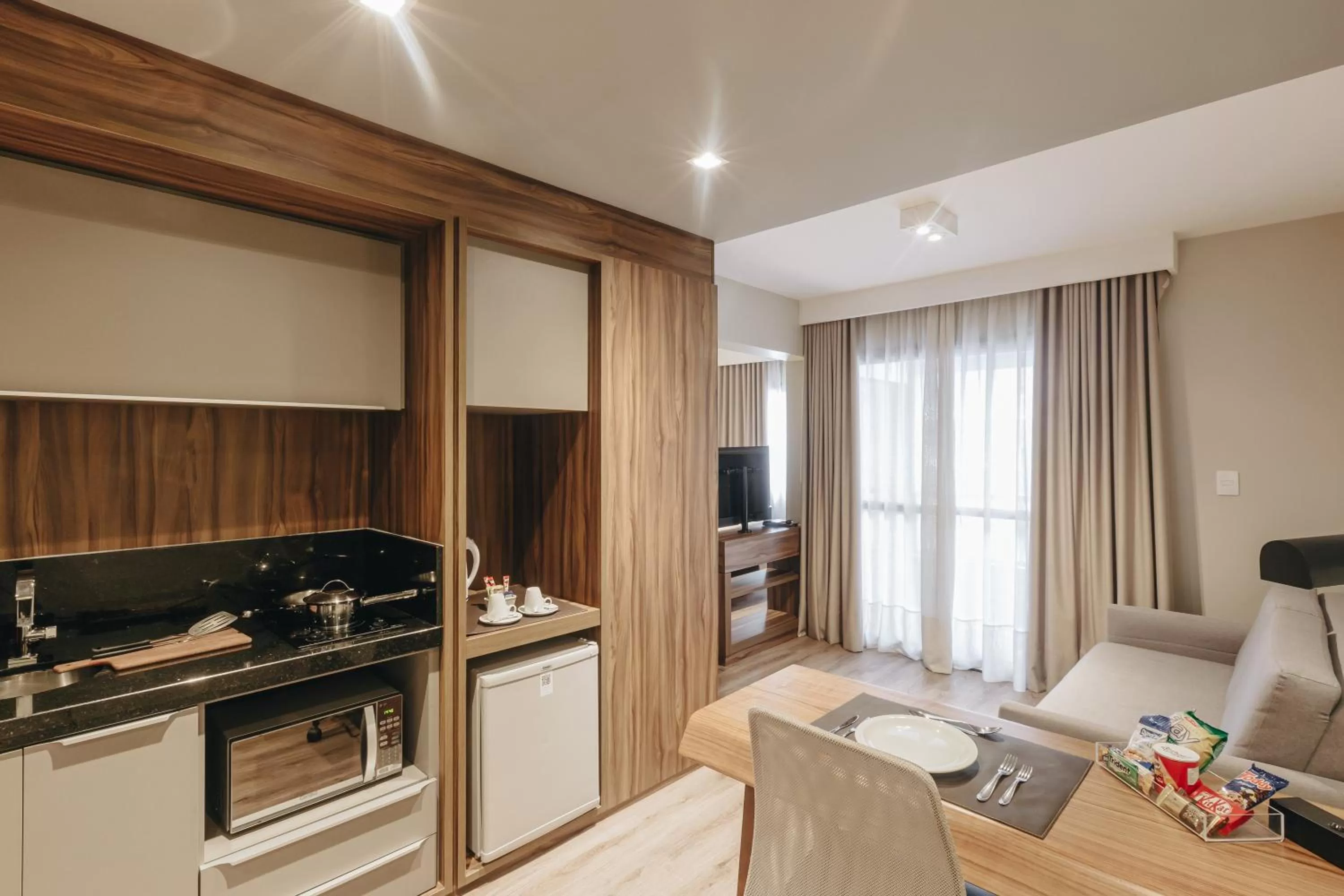 Kitchen or kitchenette in Mercure Curitiba Batel