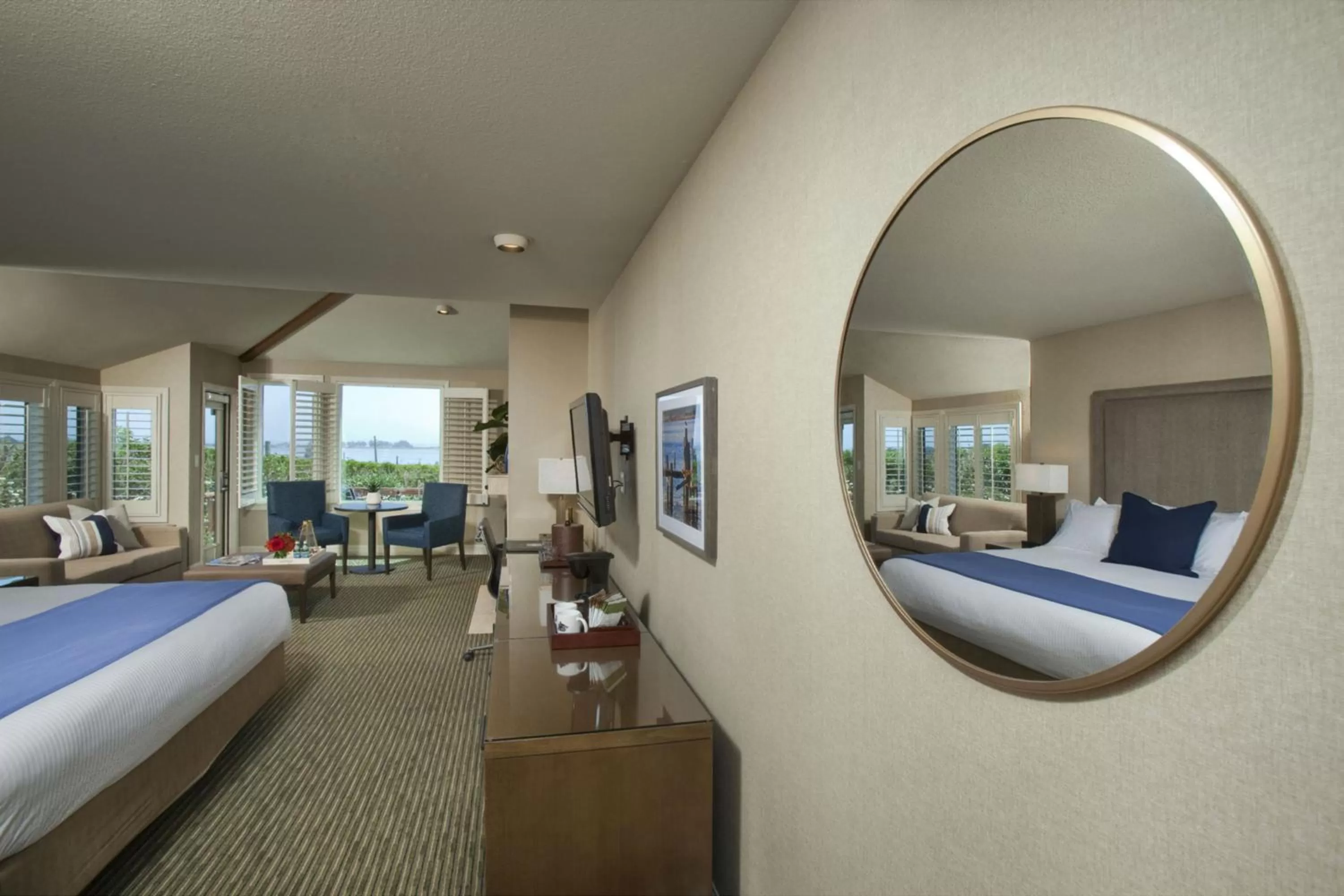 Photo of the whole room, Bed in The Inn at the Tides