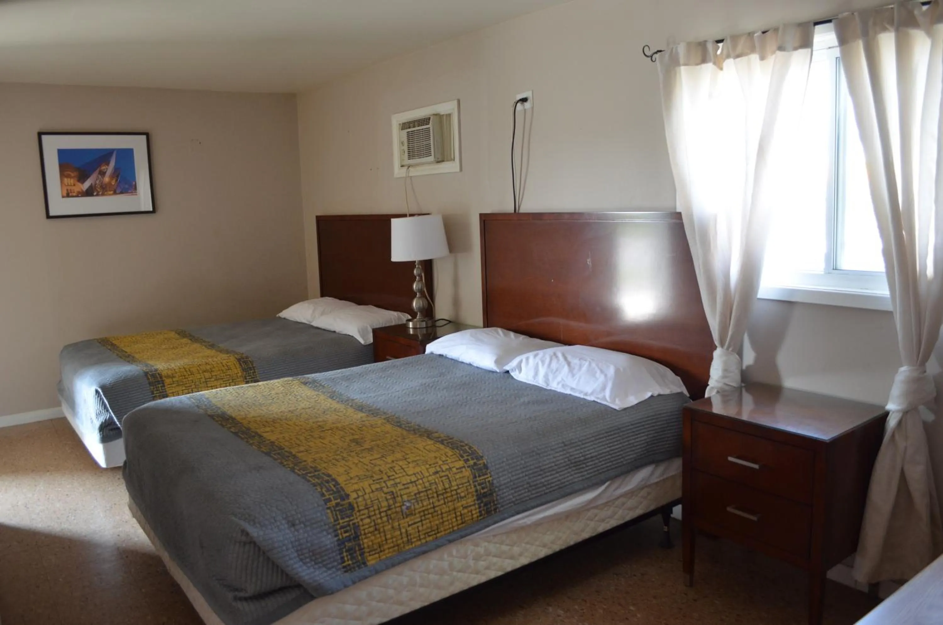 Bedroom, Bed in Studio 1 Motel