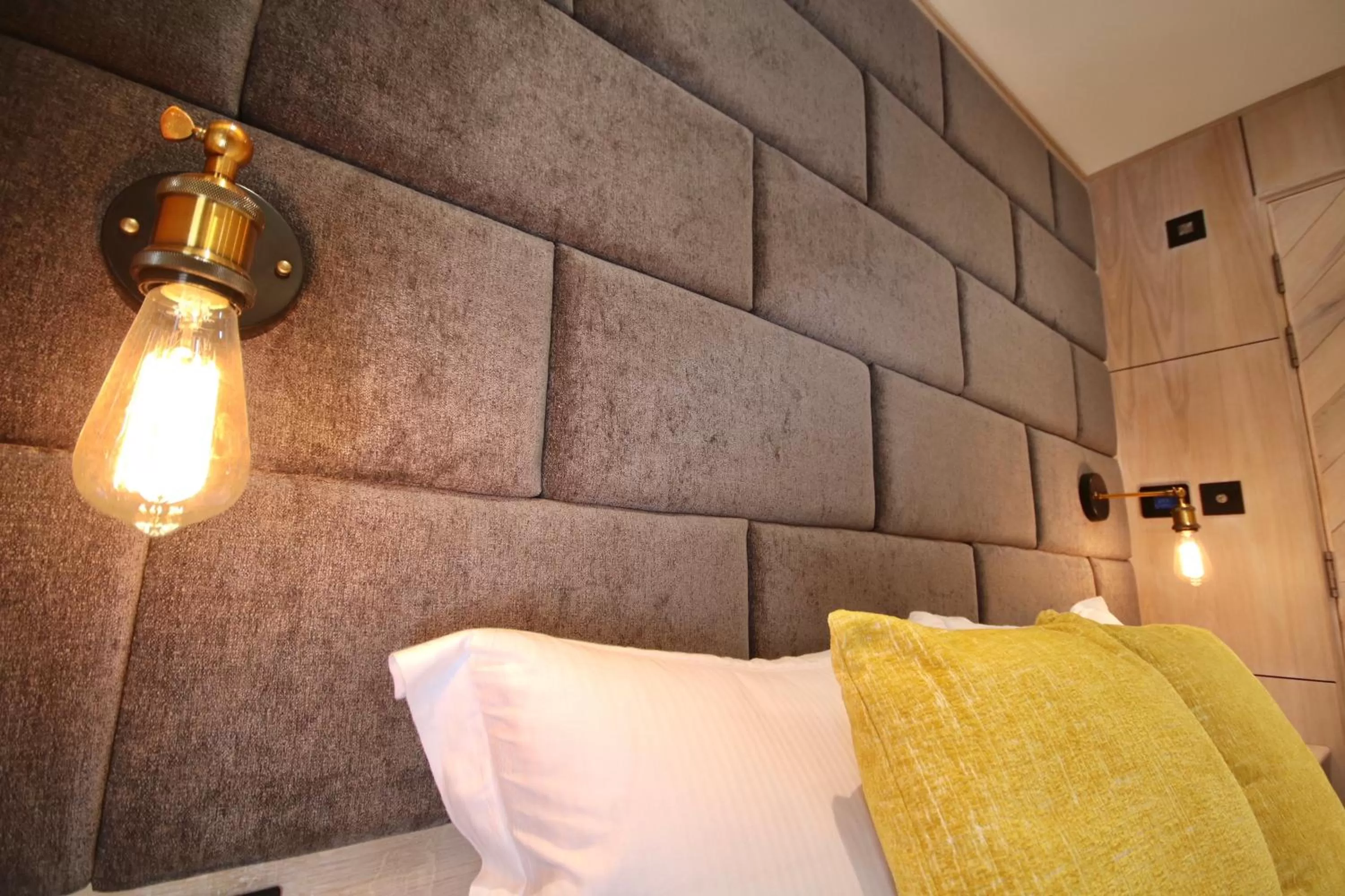 Bed in Becketts Townhouse