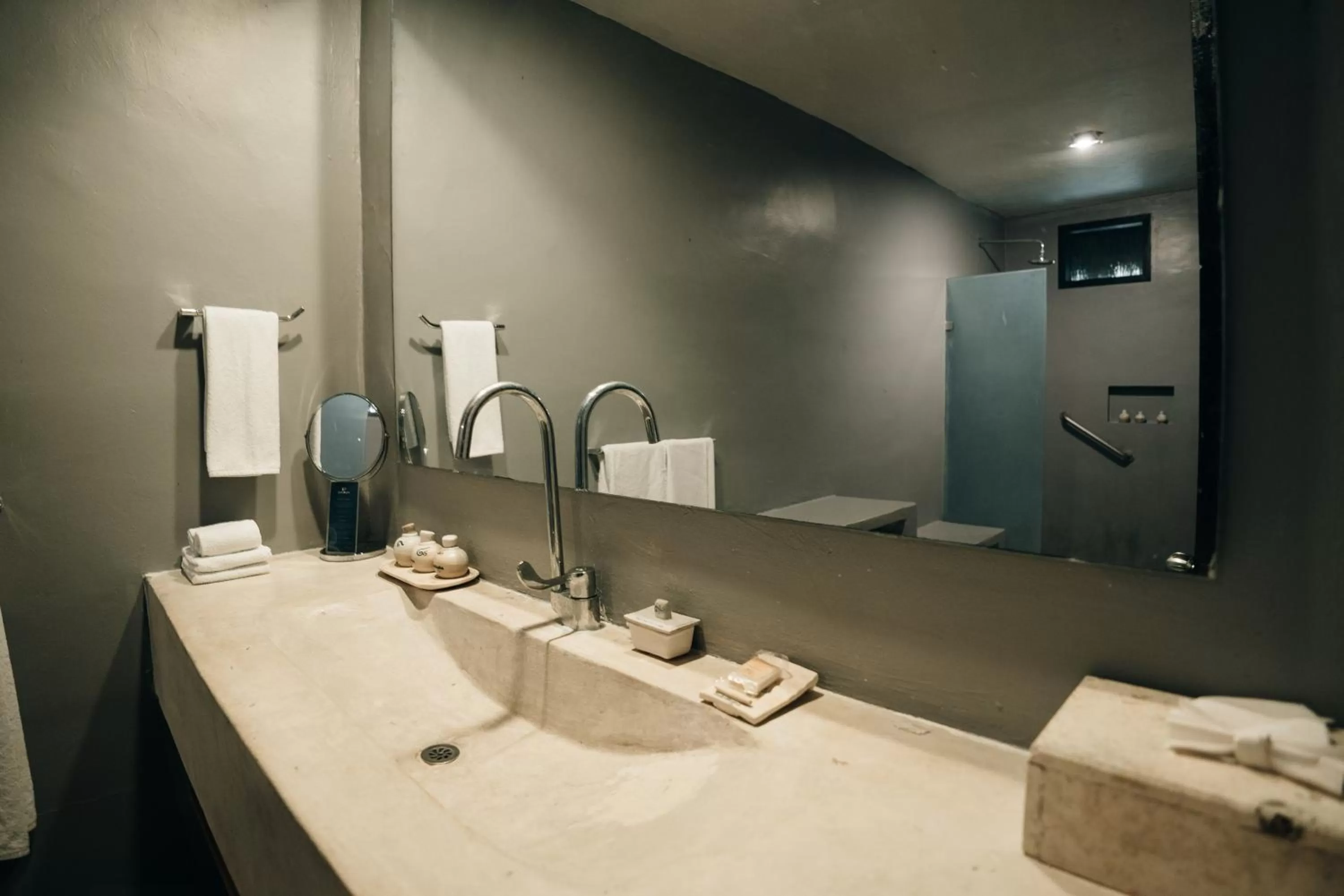 Bathroom in Piedra de Agua Palenque