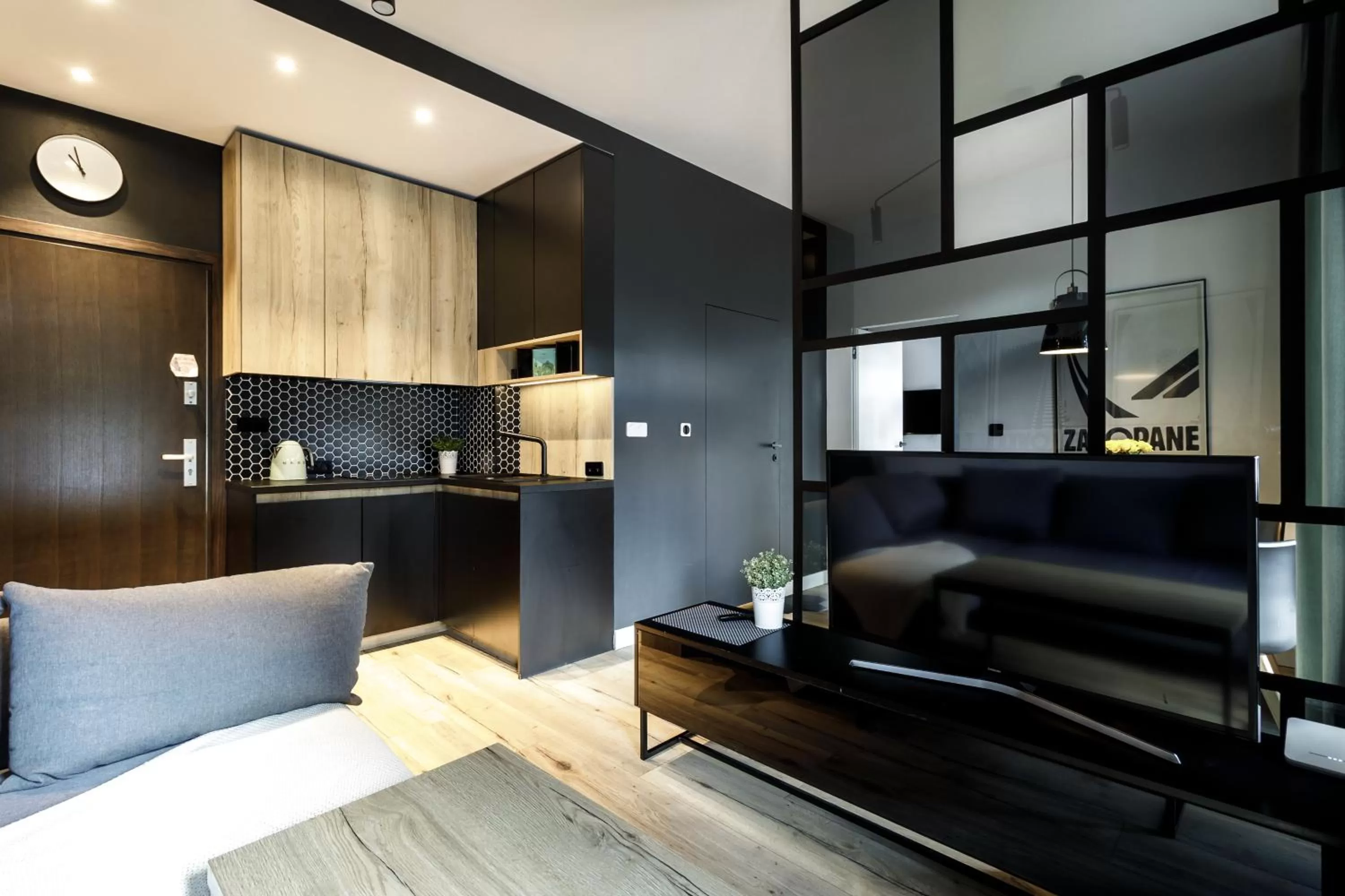 Kitchen or kitchenette, Seating Area in Jagiellońska Residence