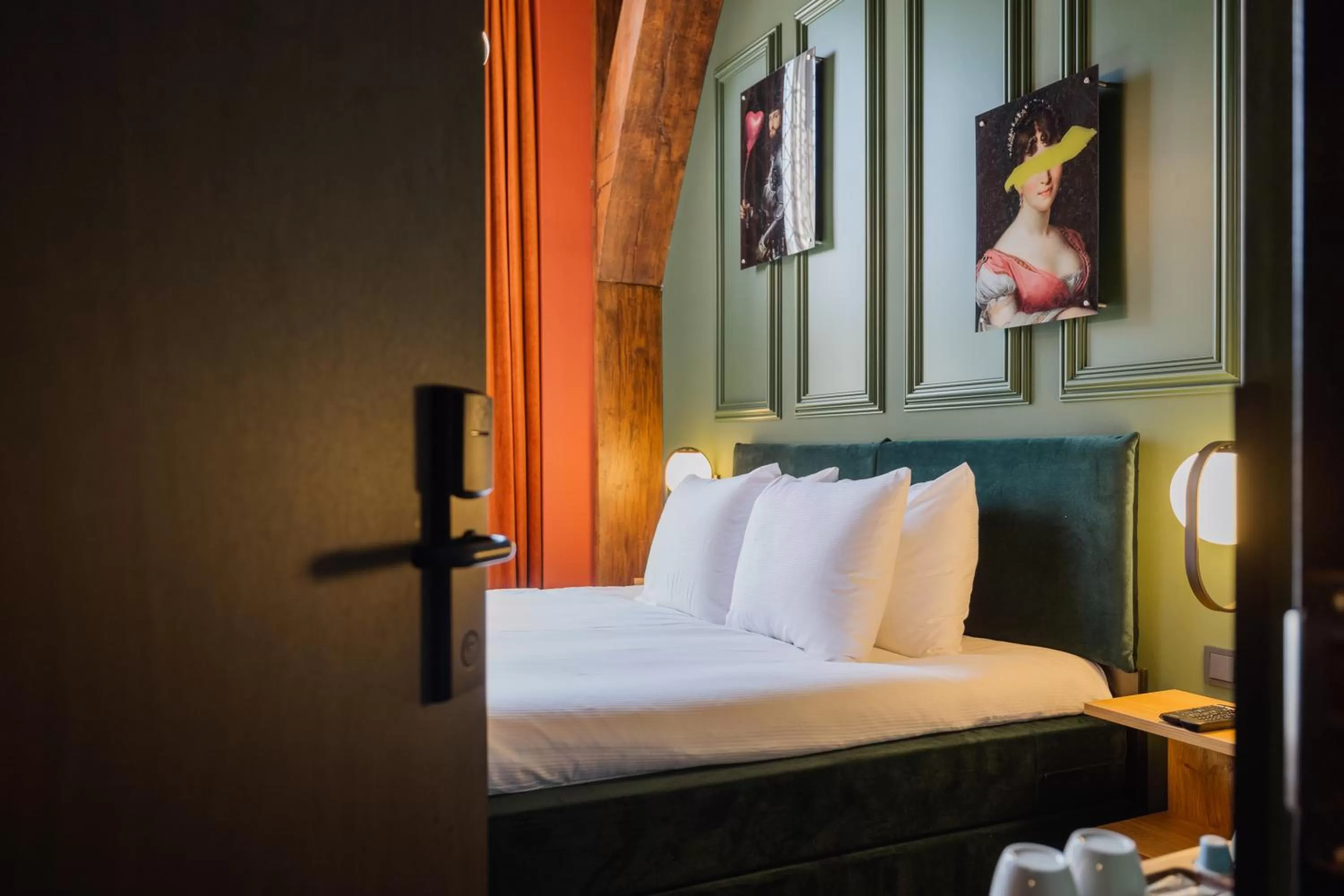 Bedroom, Bed in Hotel St Joris I Kloeg Collection