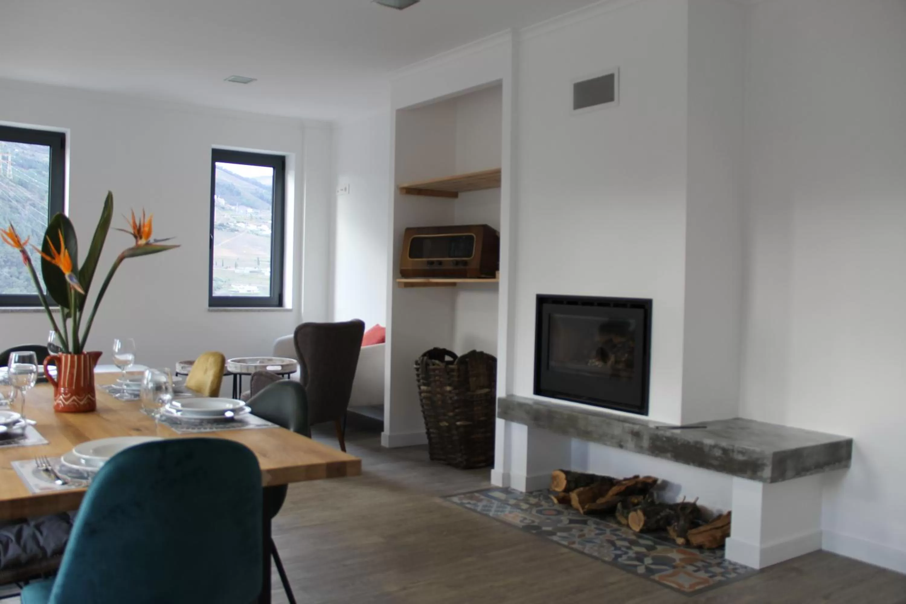 Living room, Dining Area in Quinta do Fojo Valonguinho, Barrô