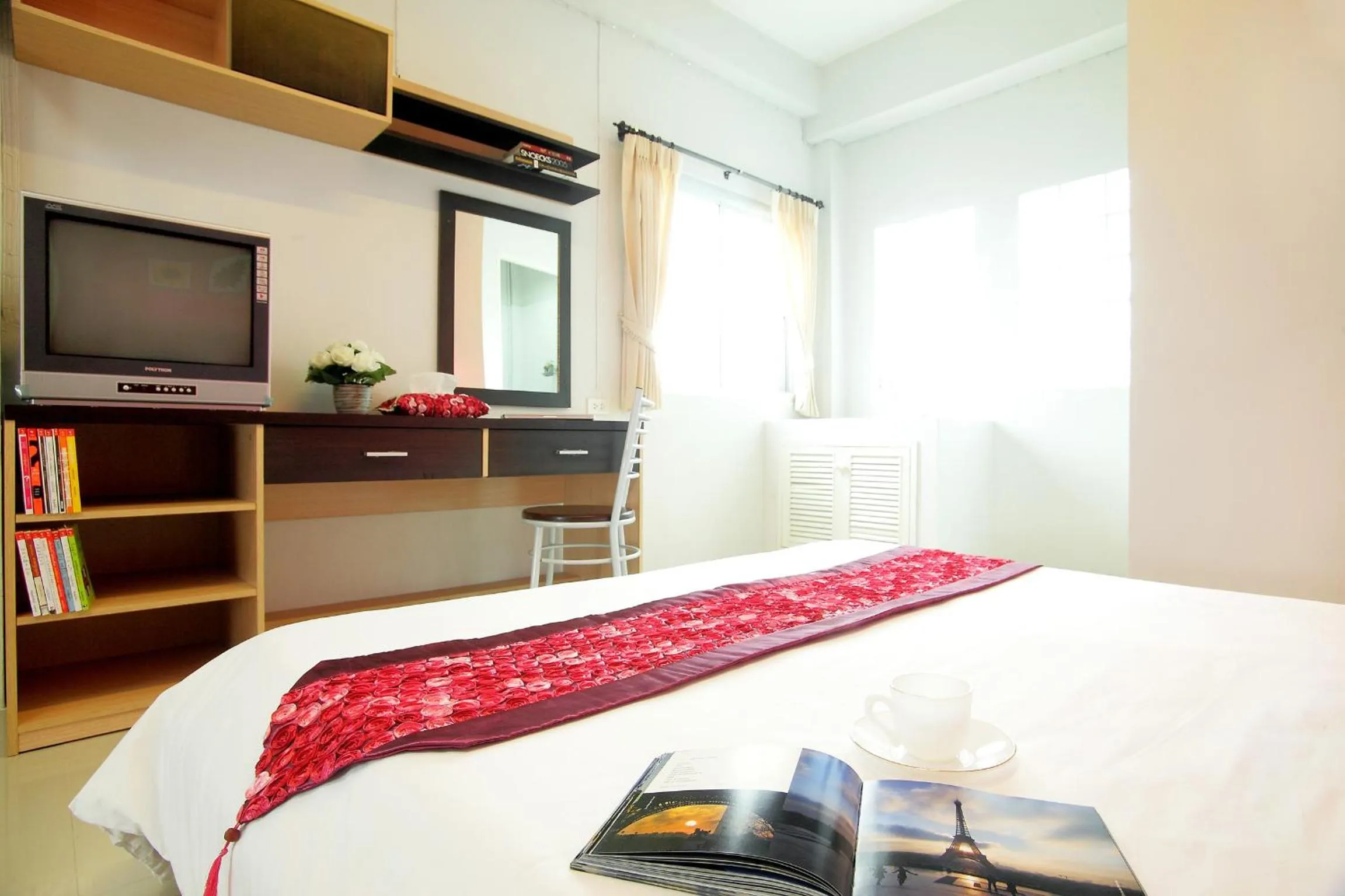 Bedroom, Bed in Smile Inn