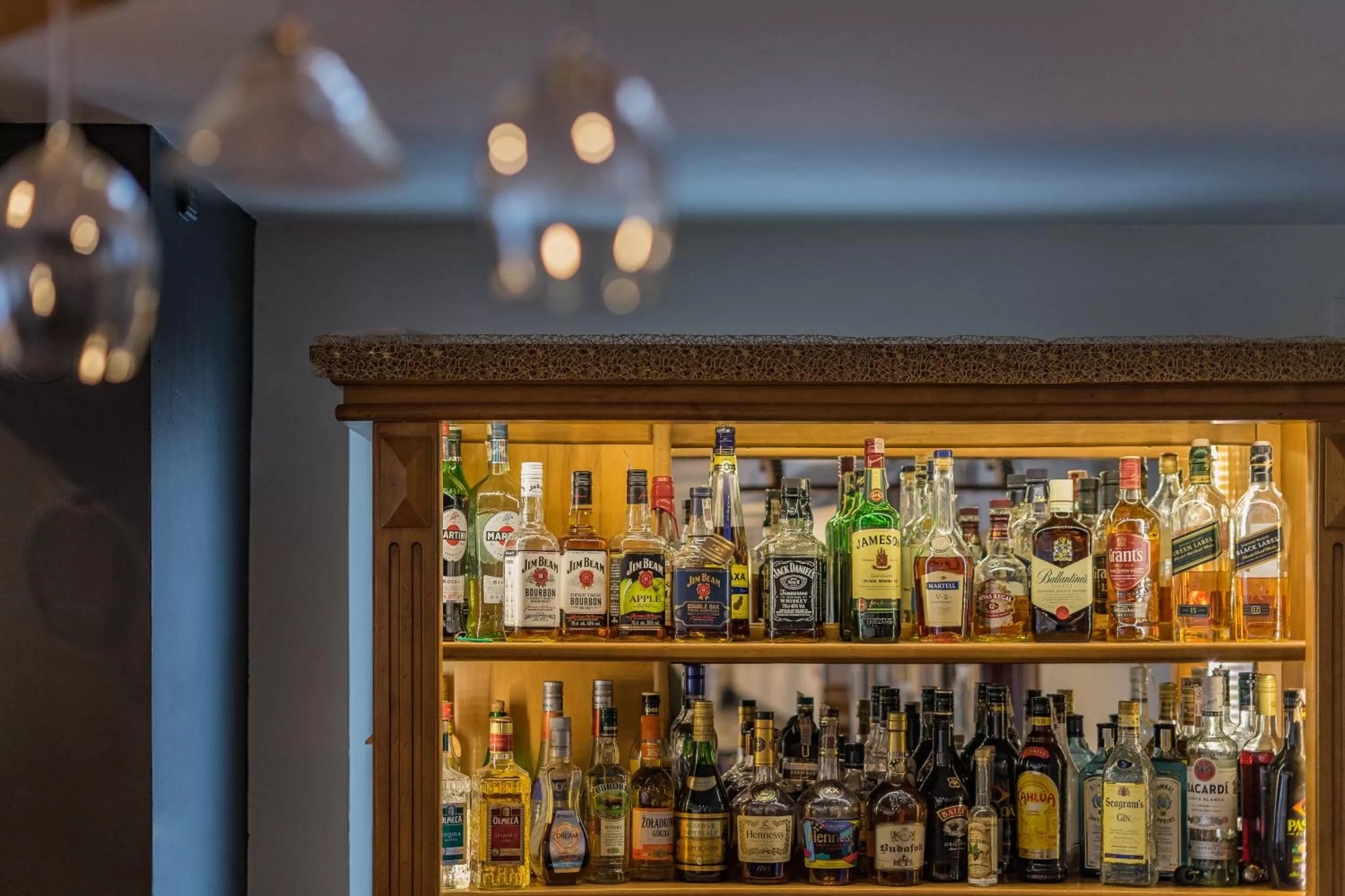 Restaurant/places to eat in Hotel Batory