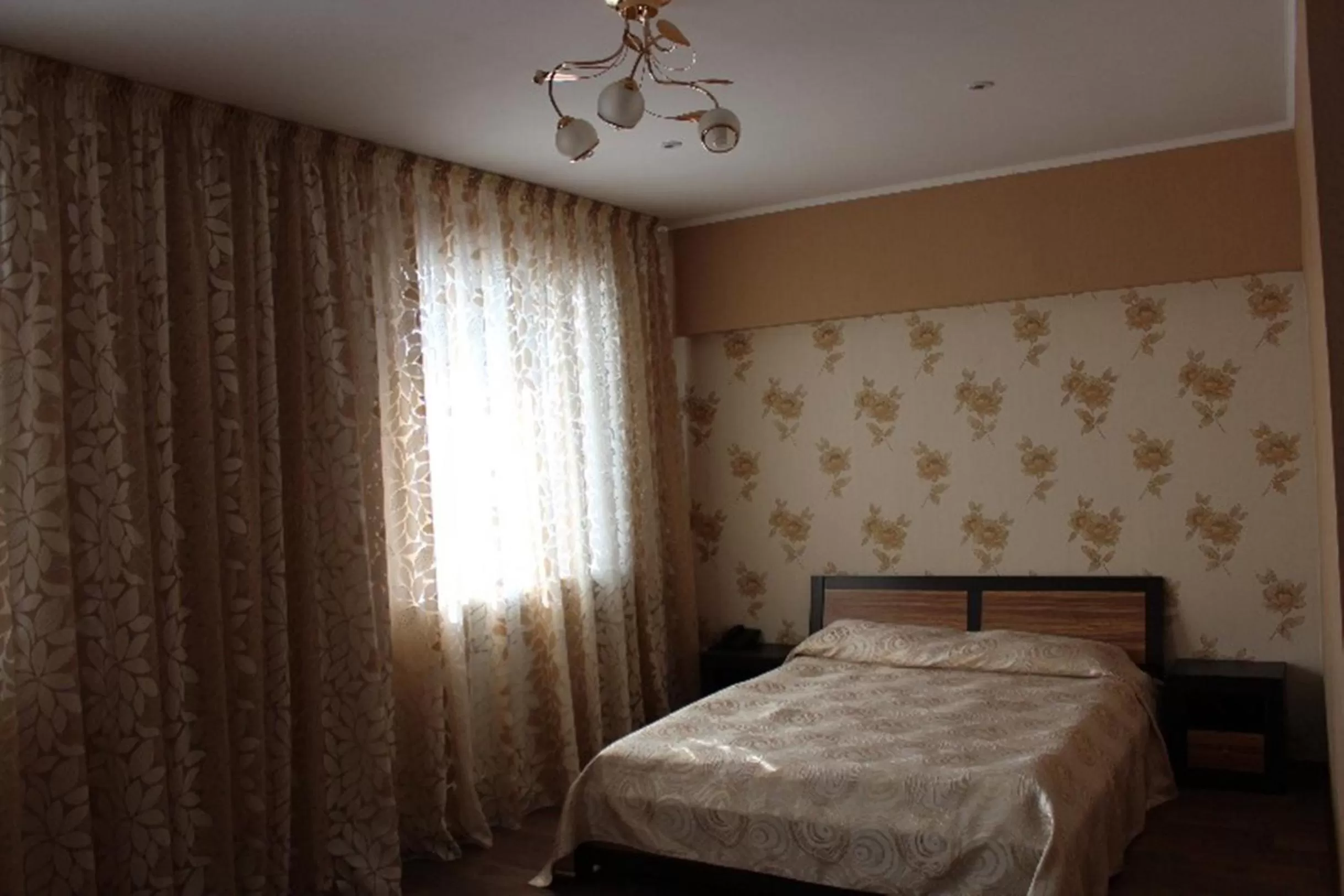 Day, Bed in Hotel Zumrat