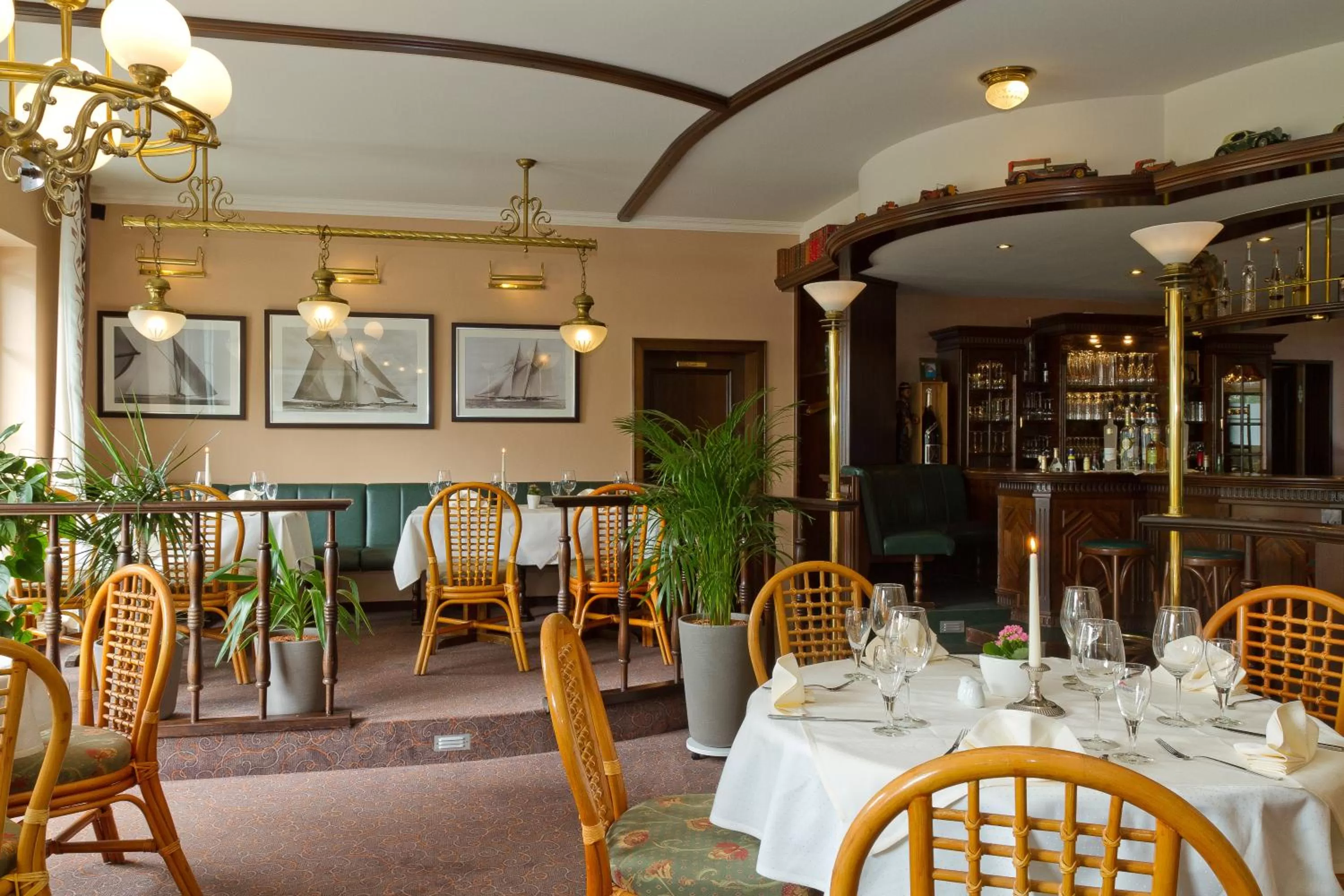 Restaurant/places to eat in Hotel-Marks-Garni