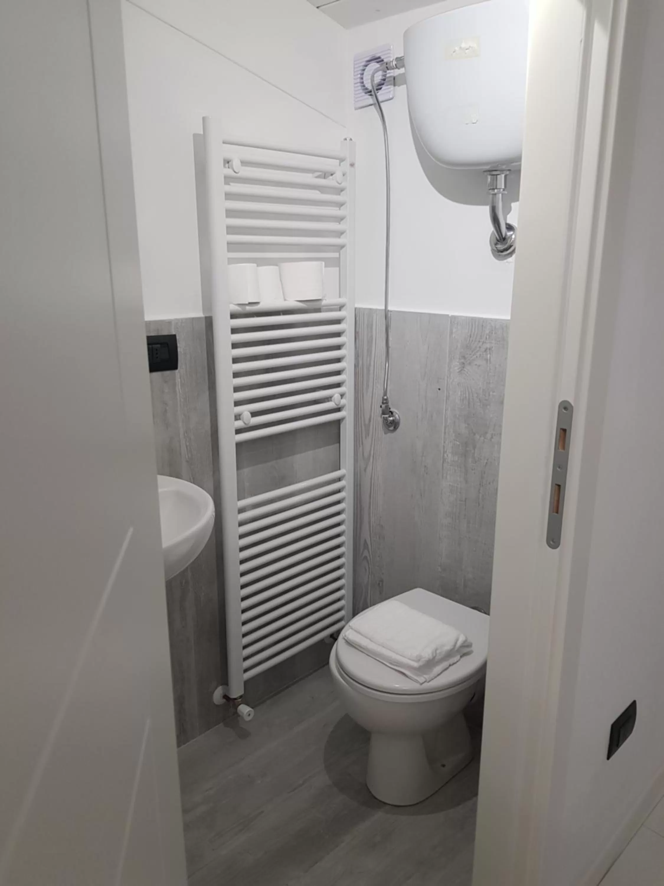 Dormi da me sul mare