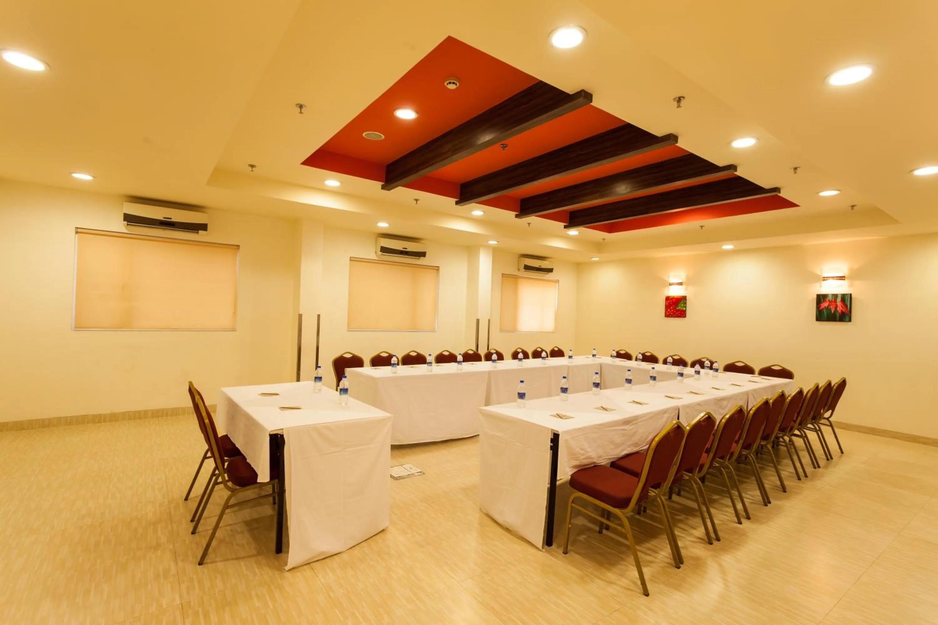 Meeting/conference room in Ginger Surat