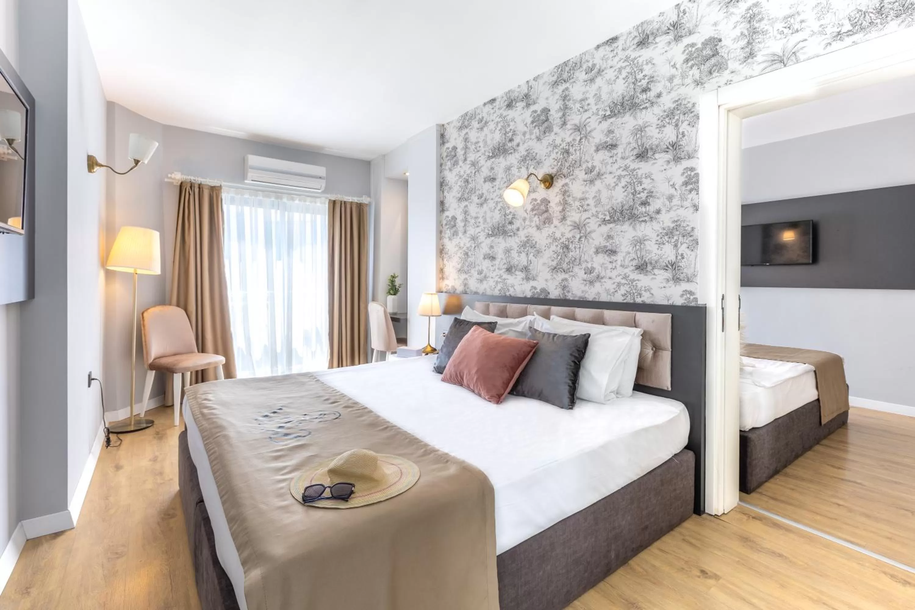 Bed in Niss Lara Hotel