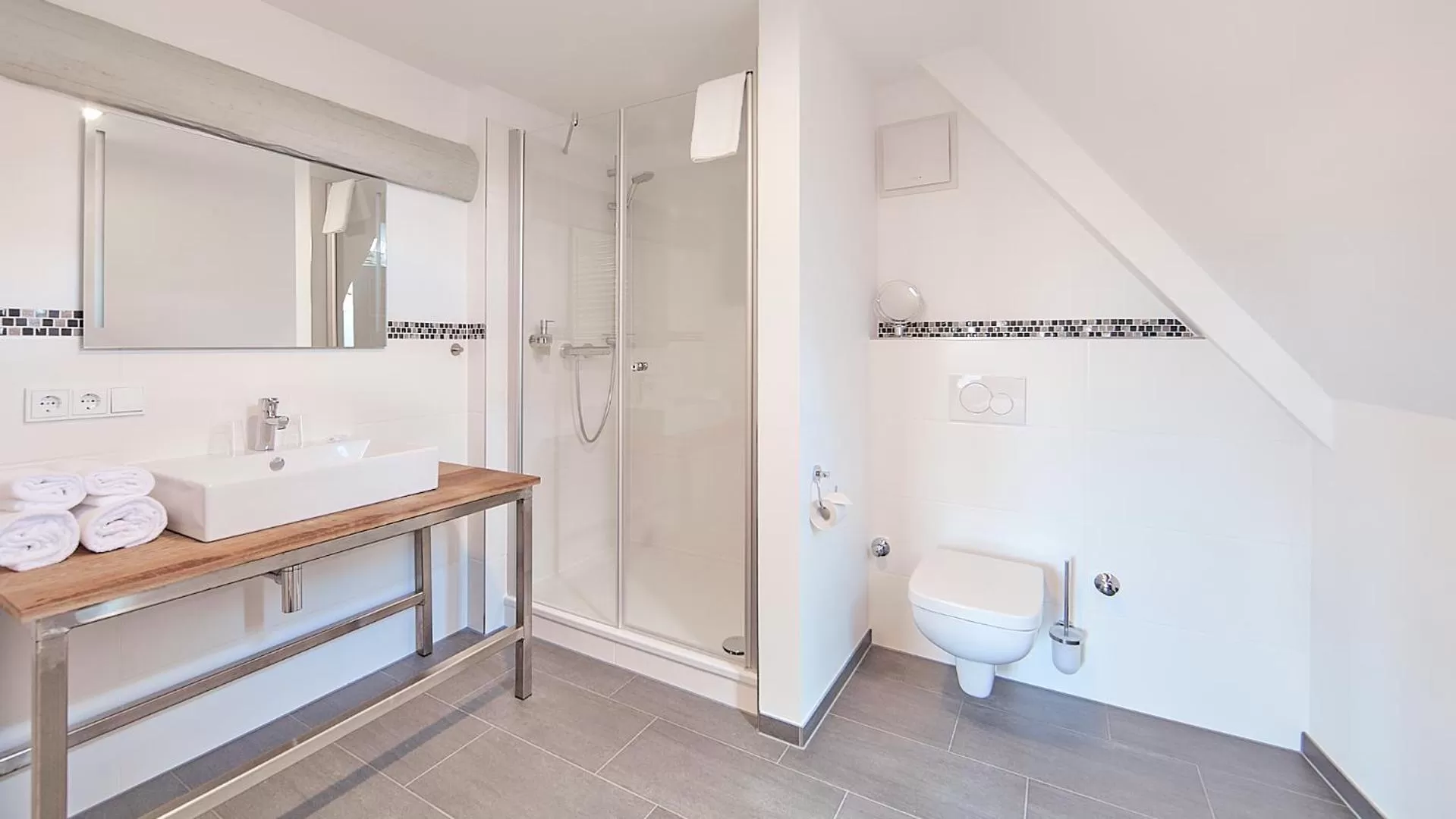 Bathroom in Anno 1433 Hotel Lüneburg