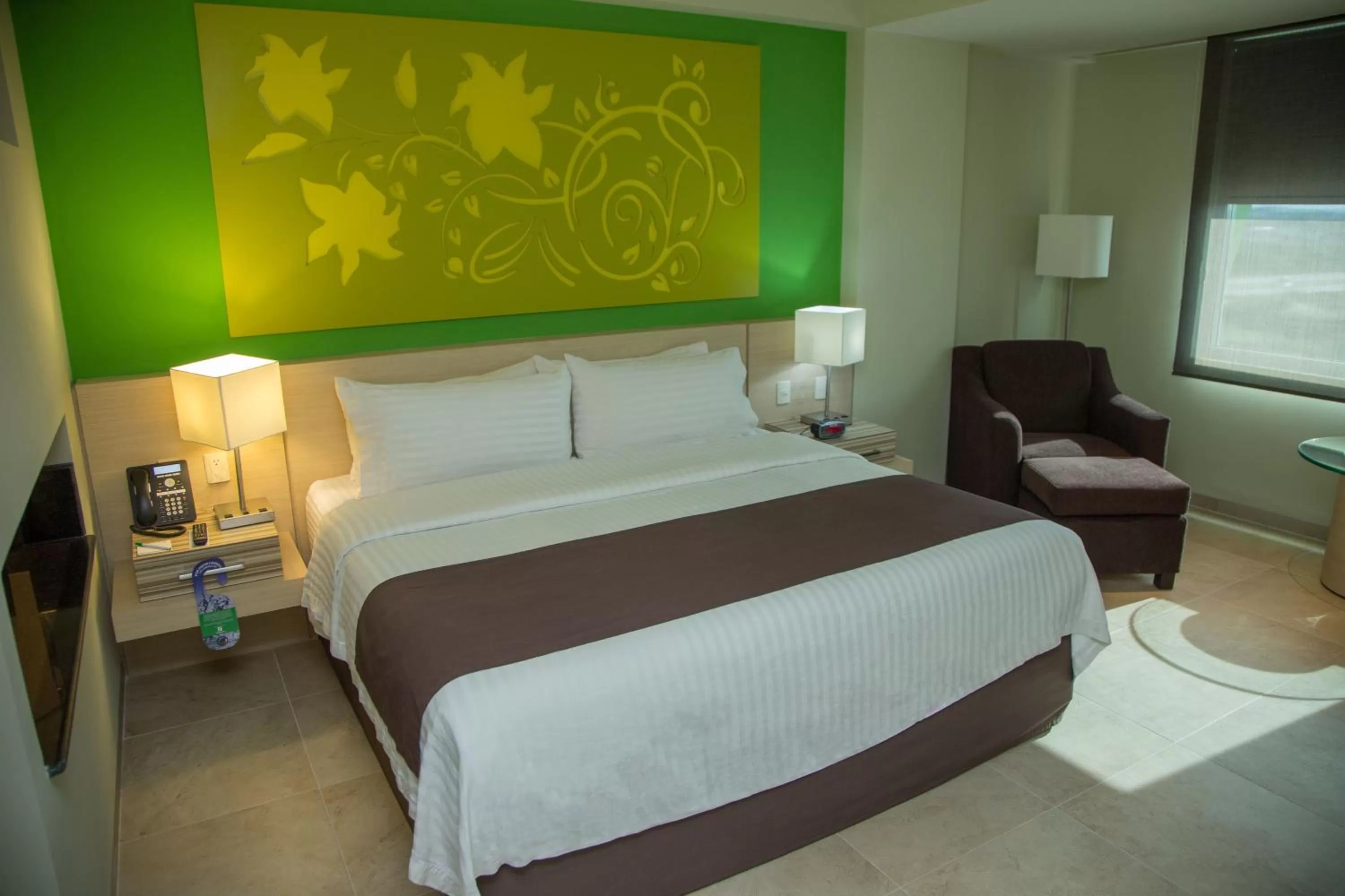 Photo of the whole room, Bed in Holiday Inn Coatzacoalcos by IHG
