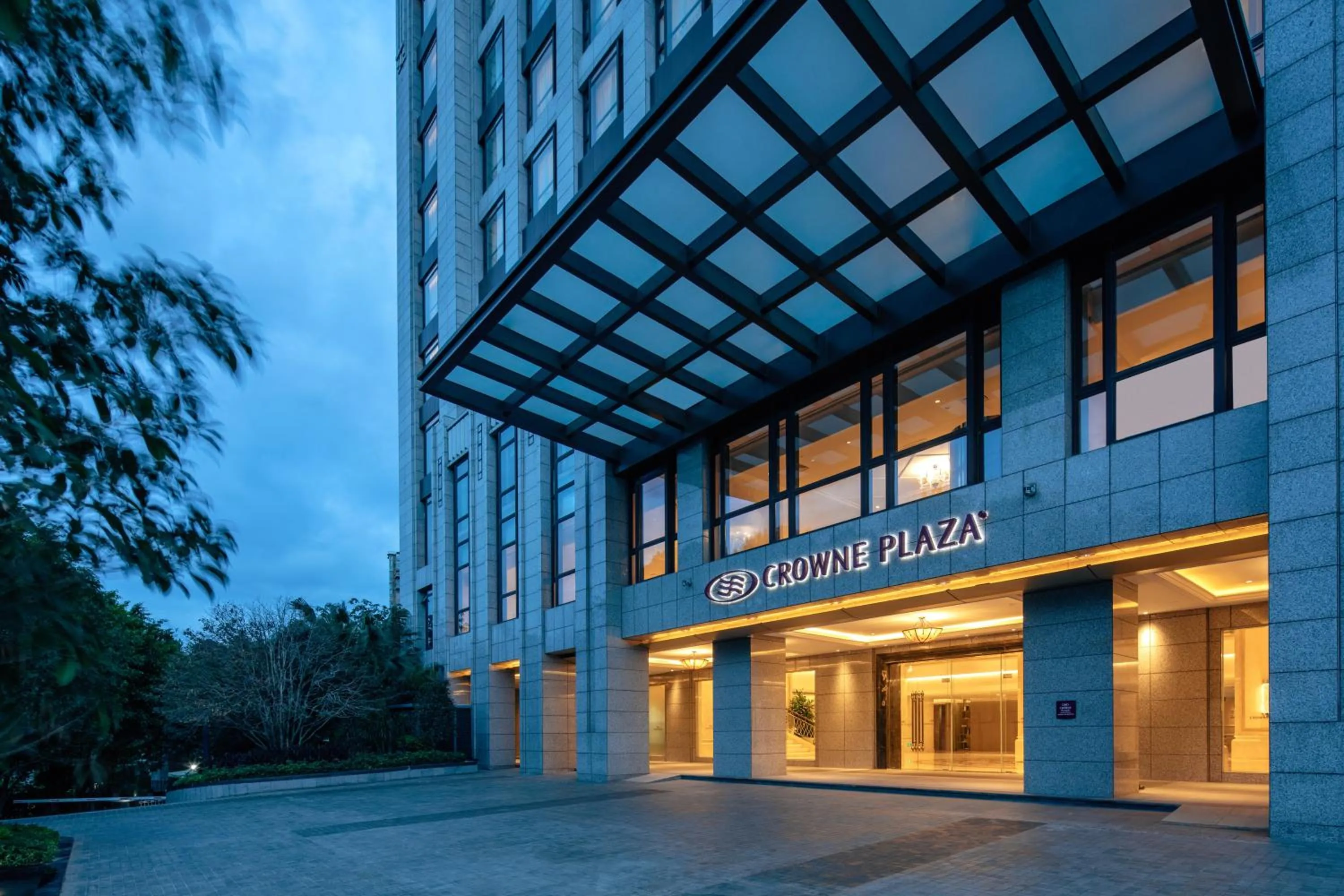 Property building in Crowne Plaza Fuzhou South by IHG