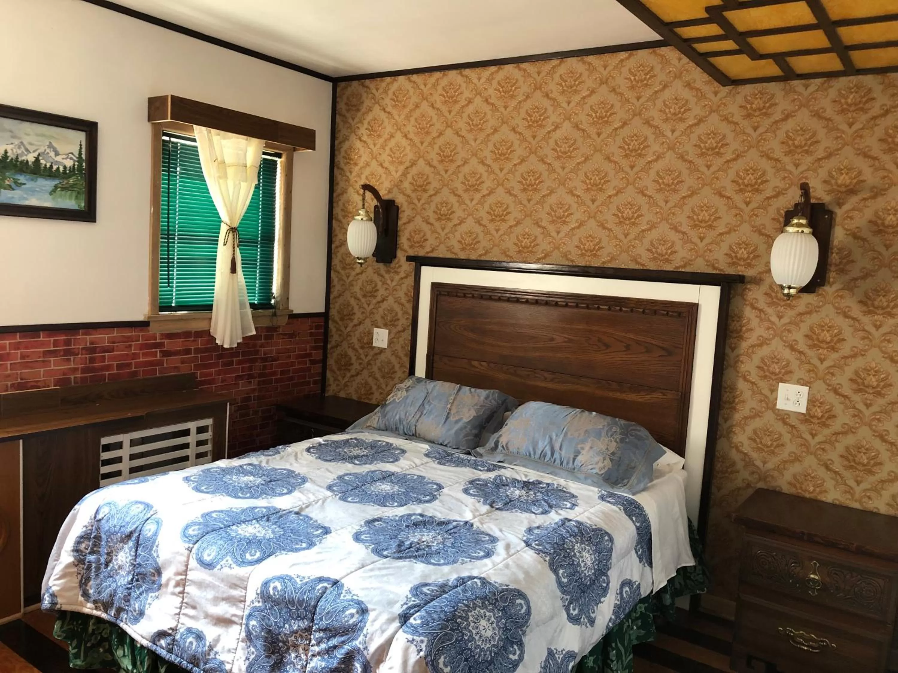 Bed in Heritage Place Hotel