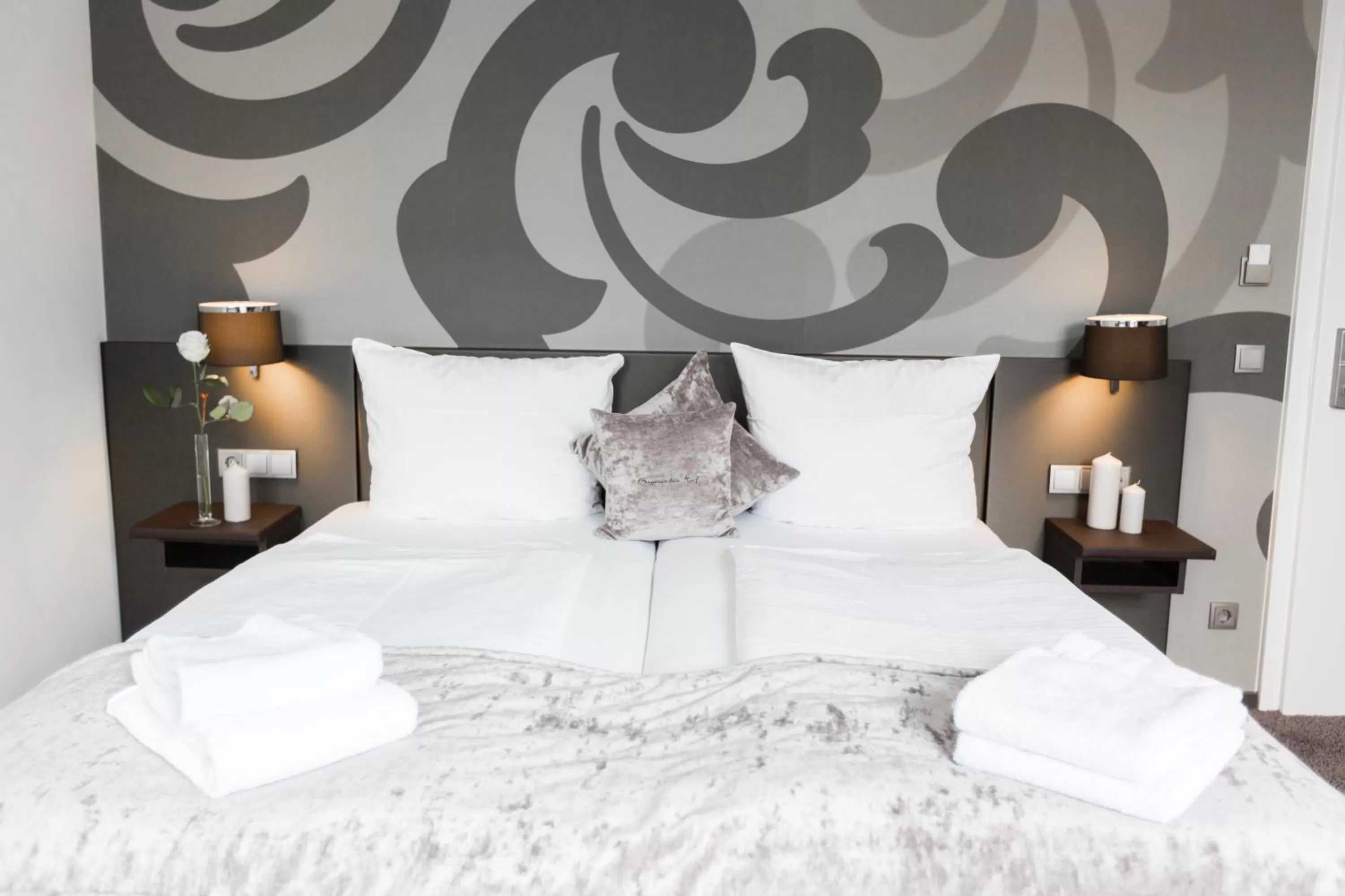 Bedroom, Bed in Hotel SONATA