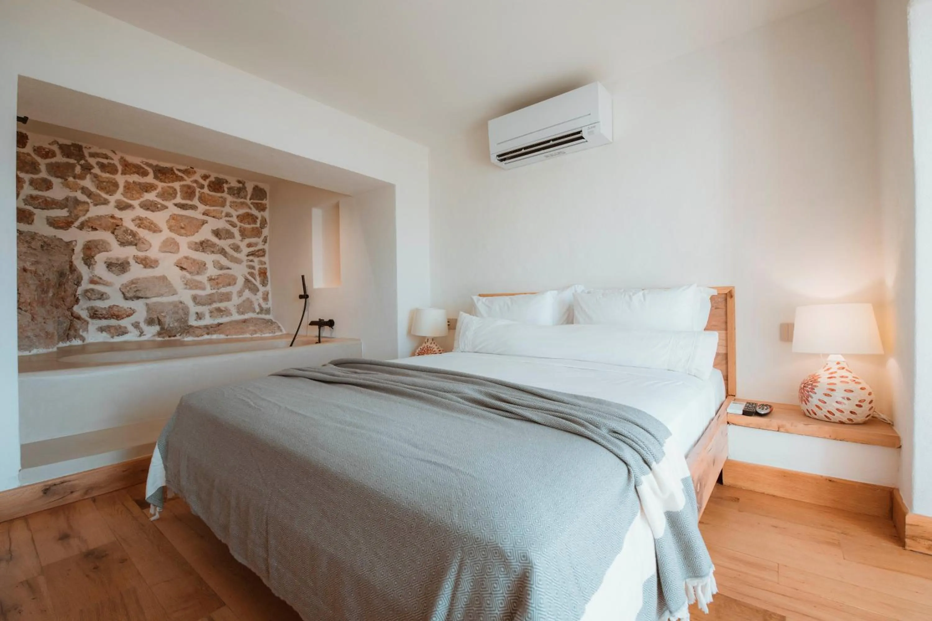 Bed in Hotel Unique-Boutique Class - Adults Only