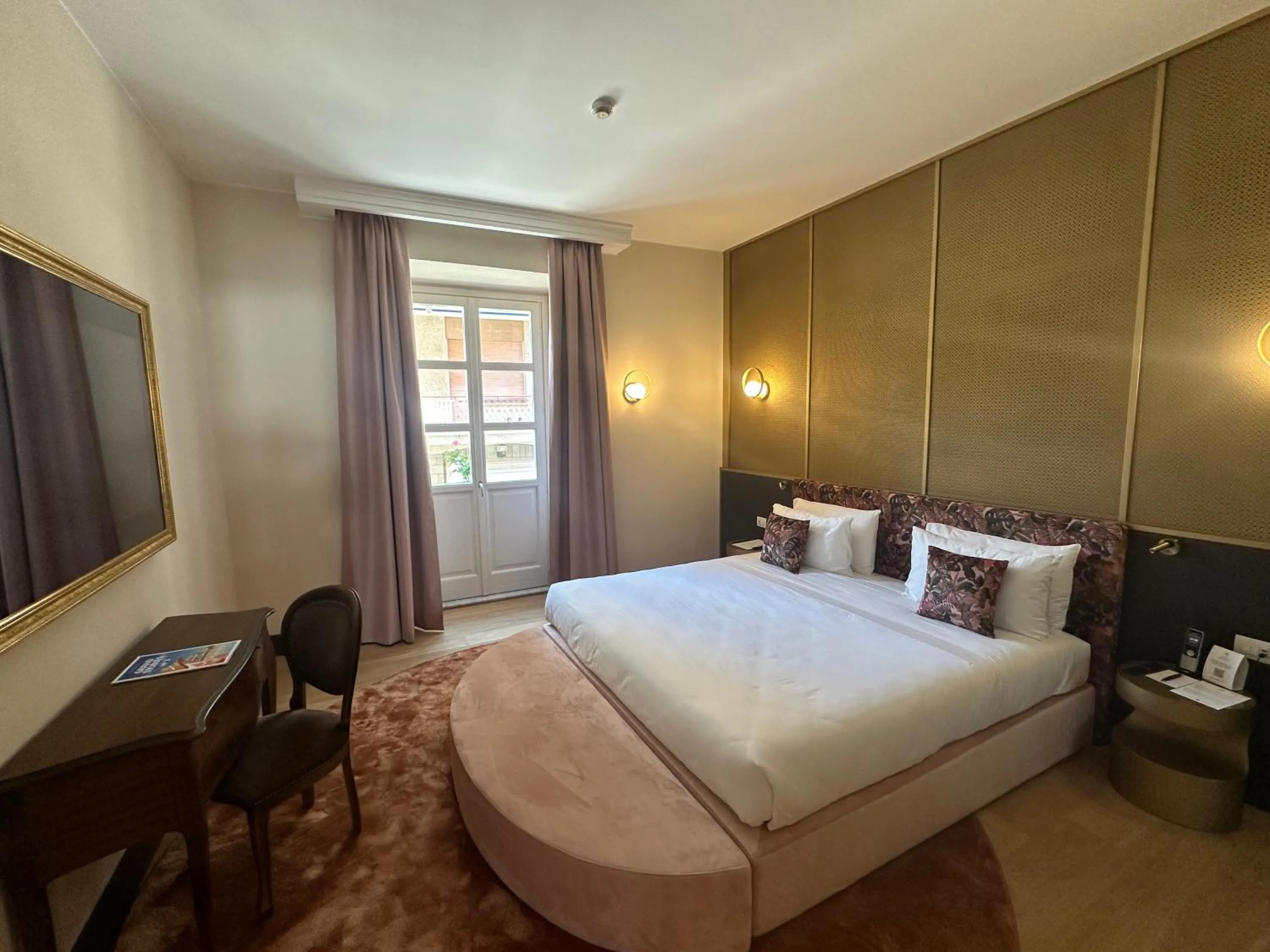 Bed in Grand Hotel Alassio Beach & Spa Resort - The Leading Hotels of the World