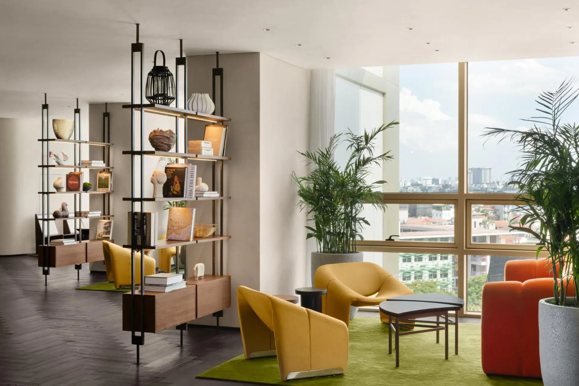 Lounge or bar in L7 WEST LAKE HANOI by LOTTE HOTELS
