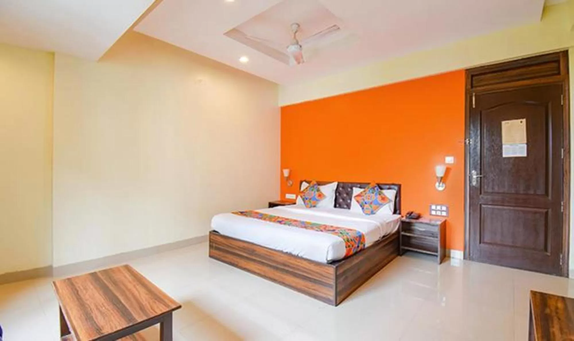 Bed in FabHotel Span Executive