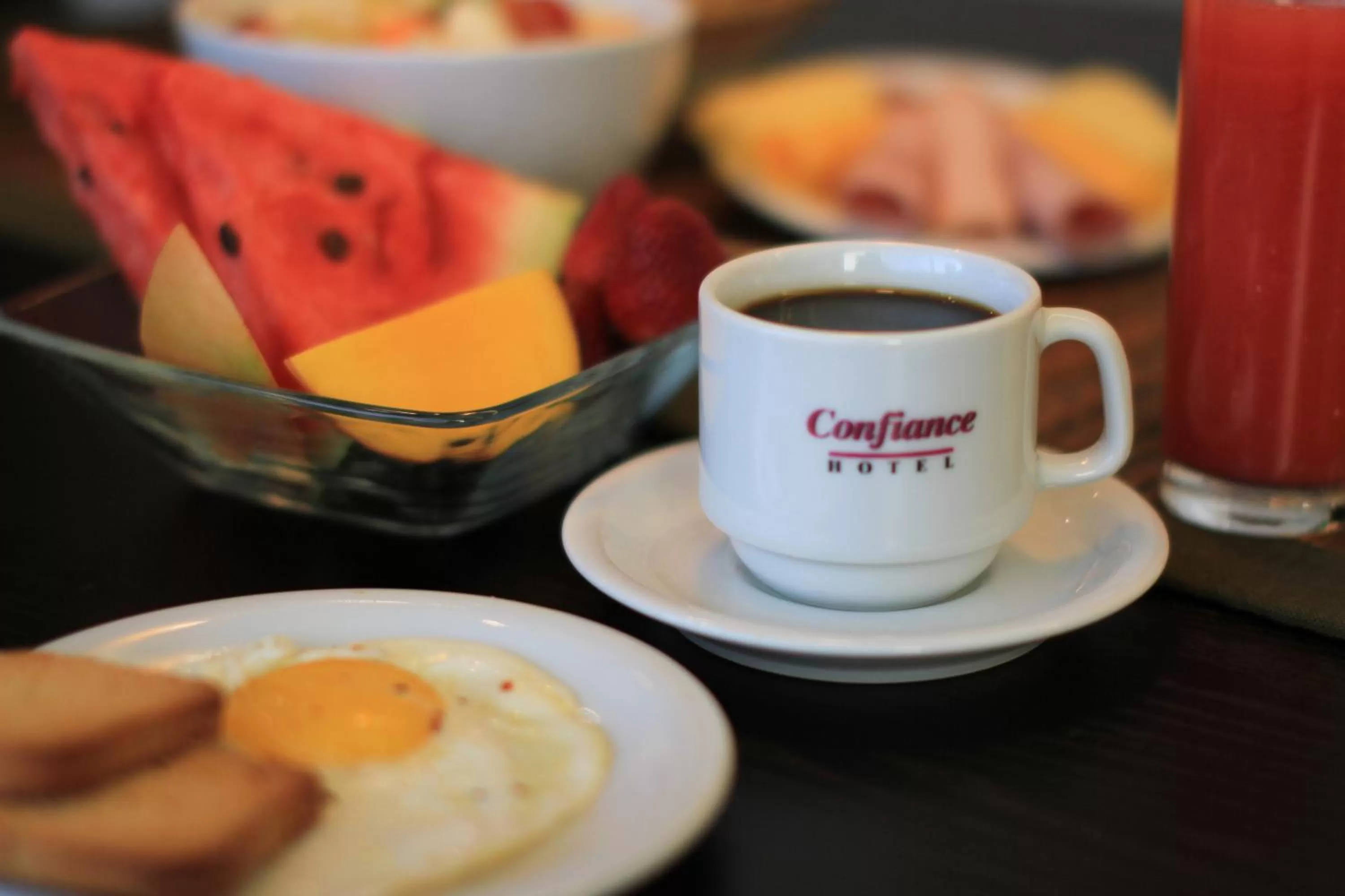 Buffet breakfast in Hotel Confiance Centro Cívico