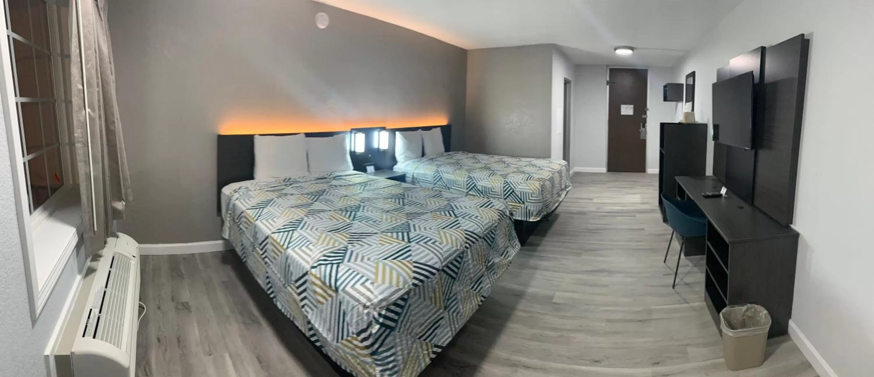 Photo of the whole room, Bed in Motel 6 Corbin KY