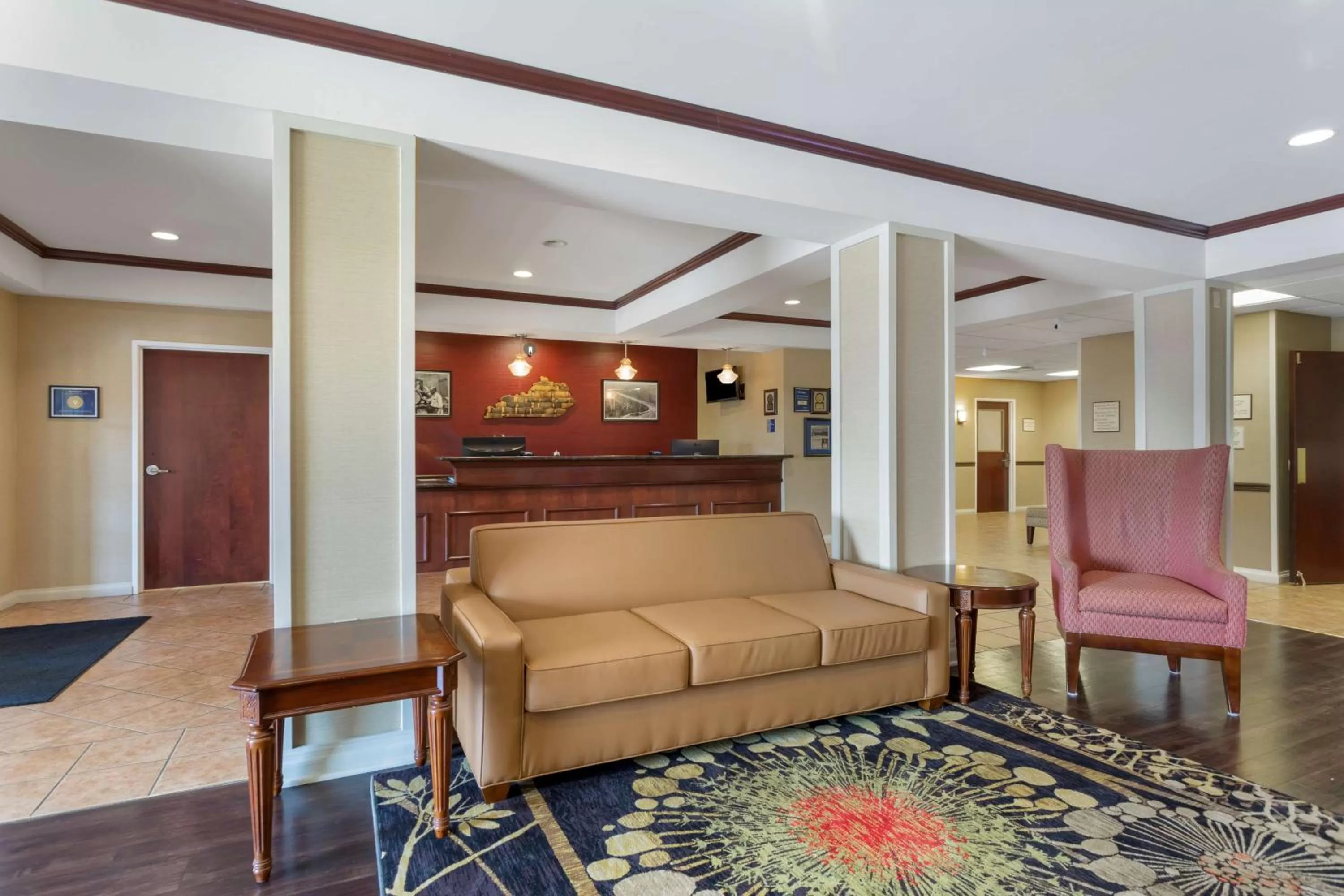 Lobby or reception in Best Western Lawrenceburg Inn