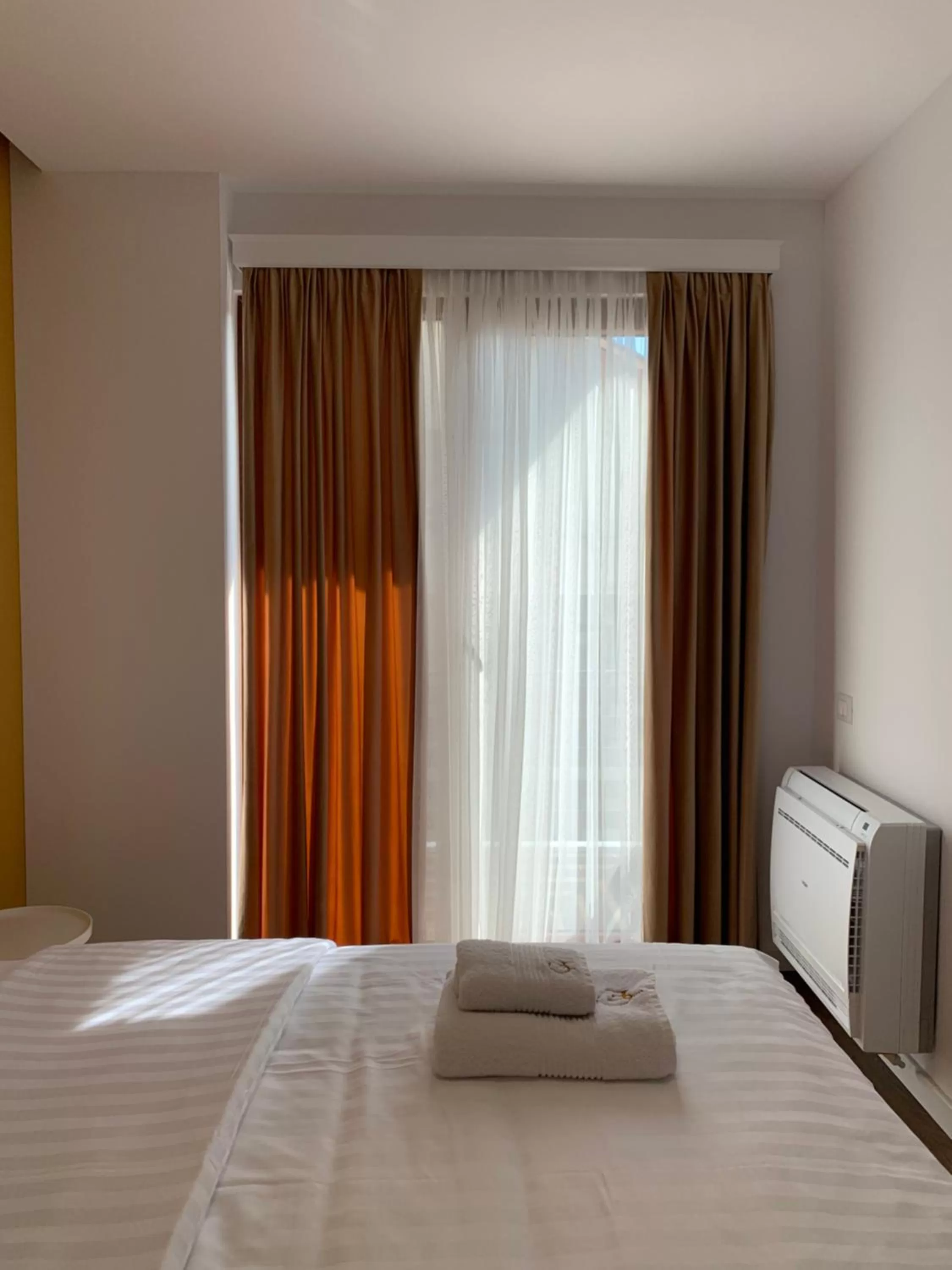 Bed in Grand Hotel Pogradec