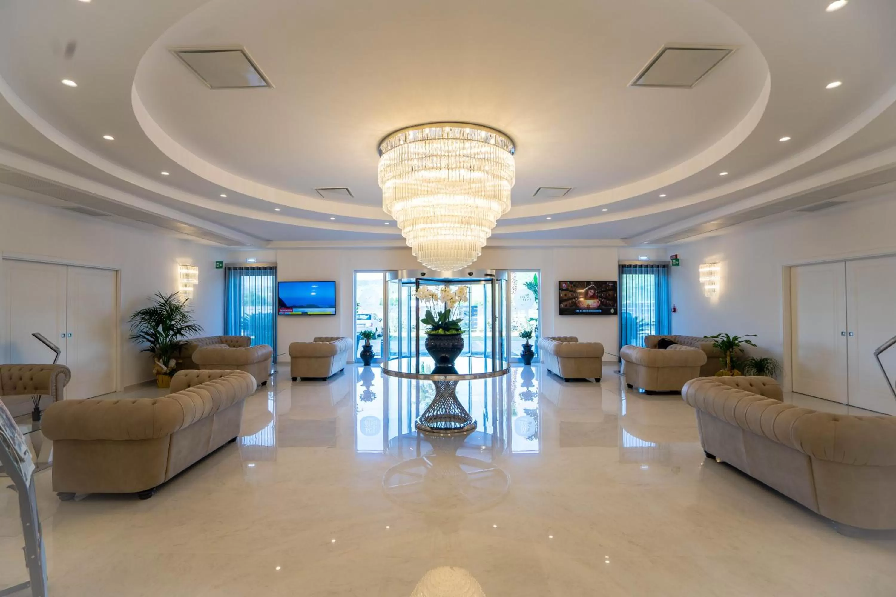 Lobby or reception in PM Hotel