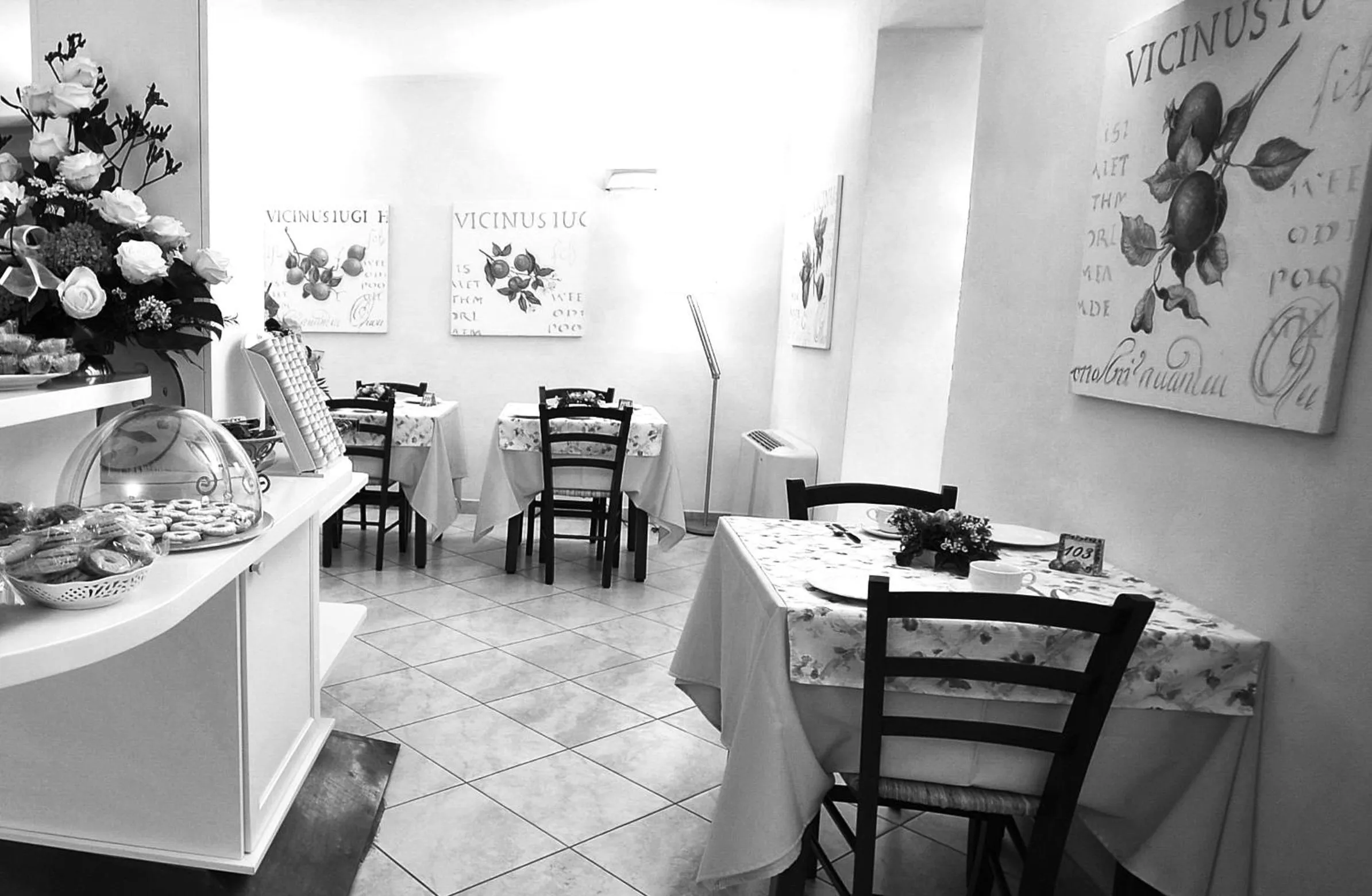 Restaurant/places to eat in Hotel Riviera Blu