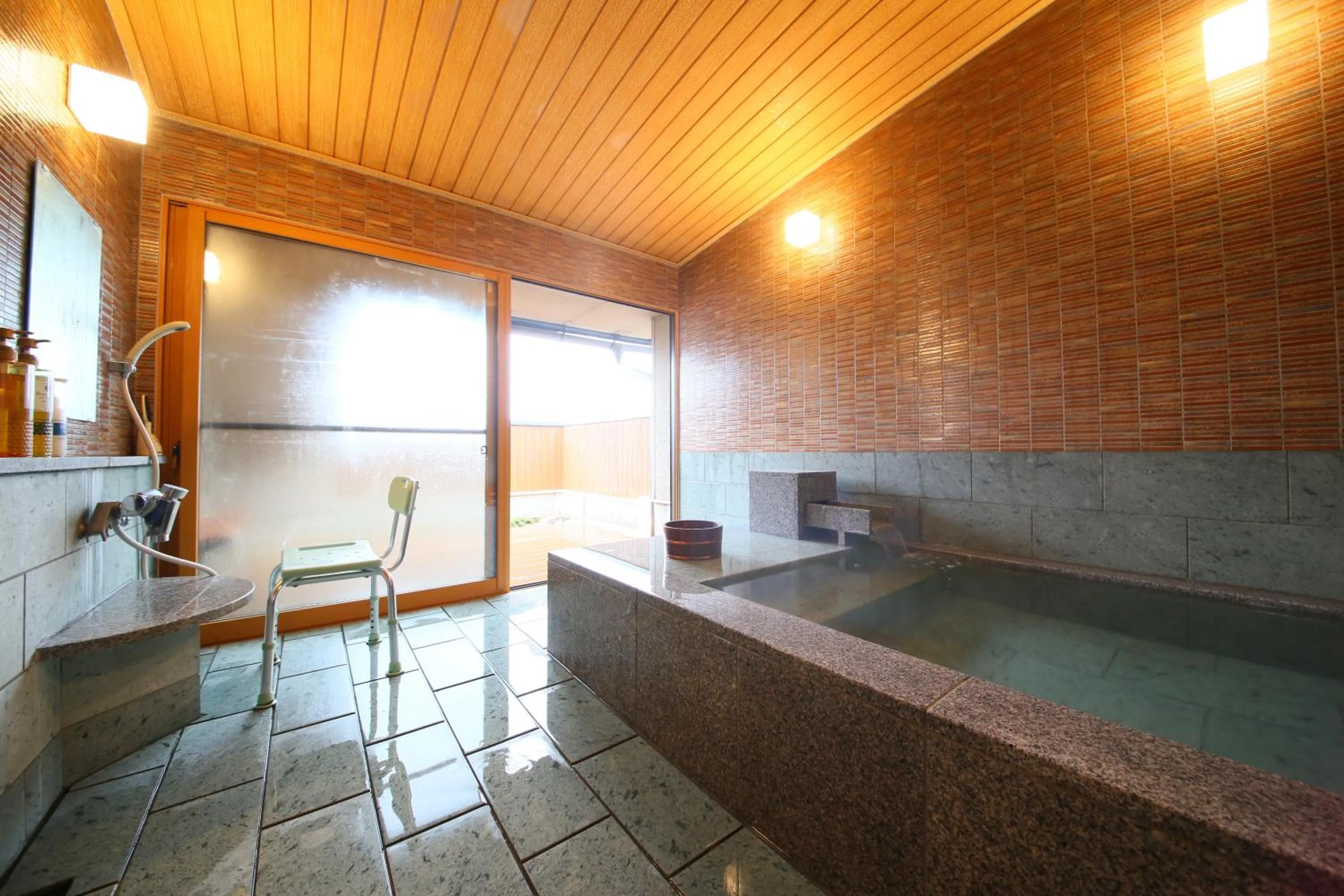 Hot Spring Bath in Hotel Tamanoyu