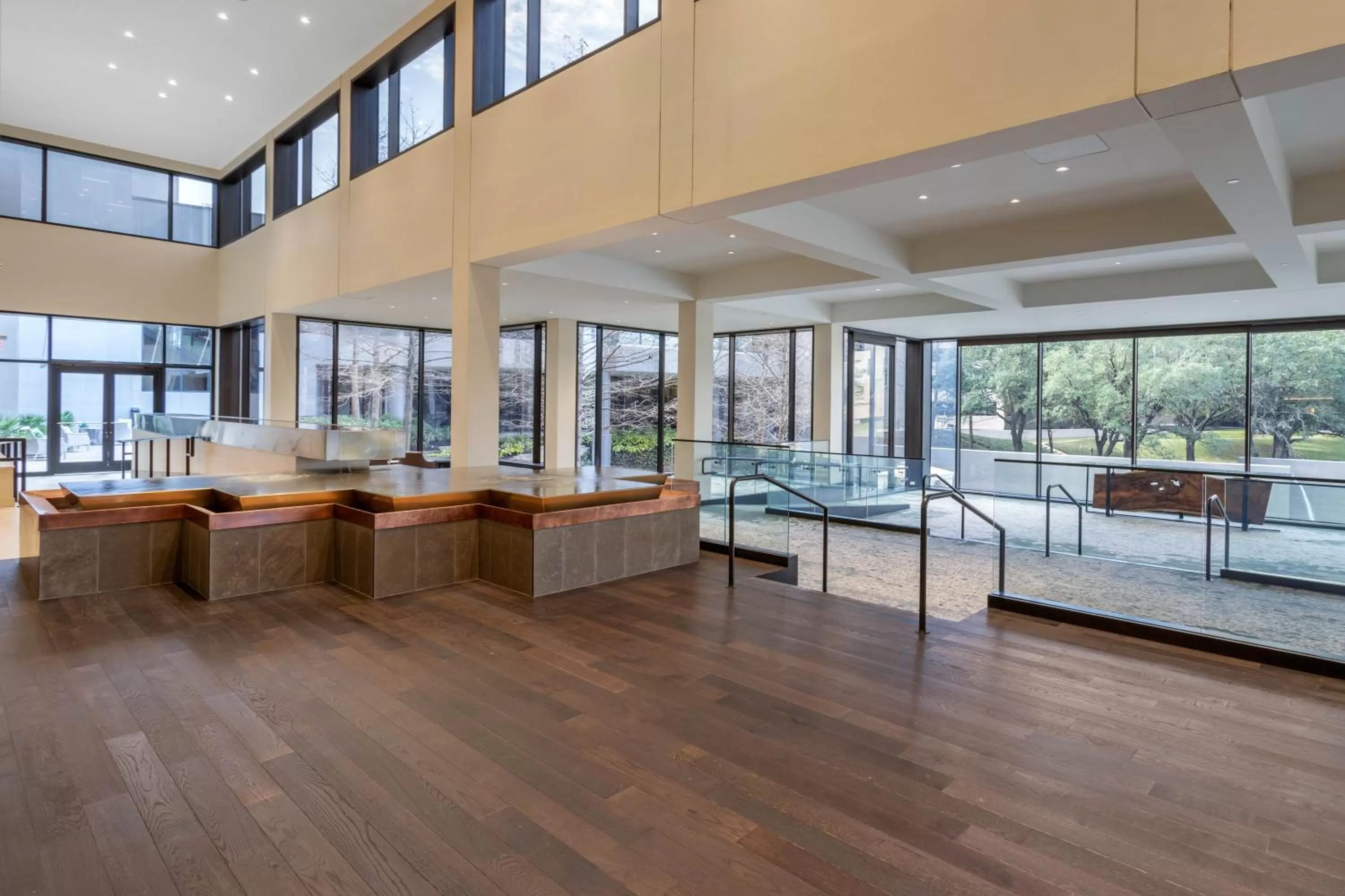 Lobby or reception in Omni Houston Hotel