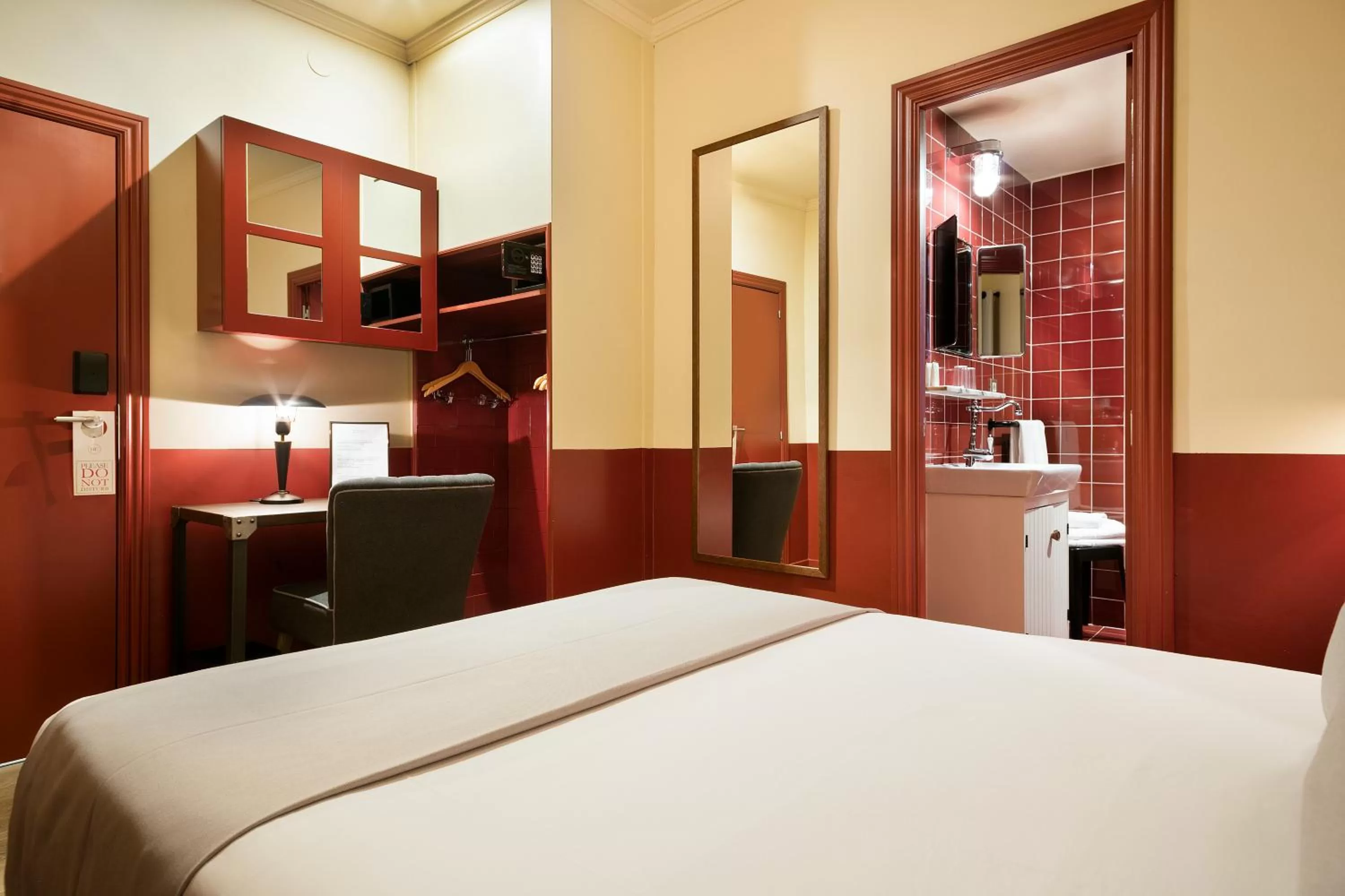 Property building, Bed in Hotel El Call