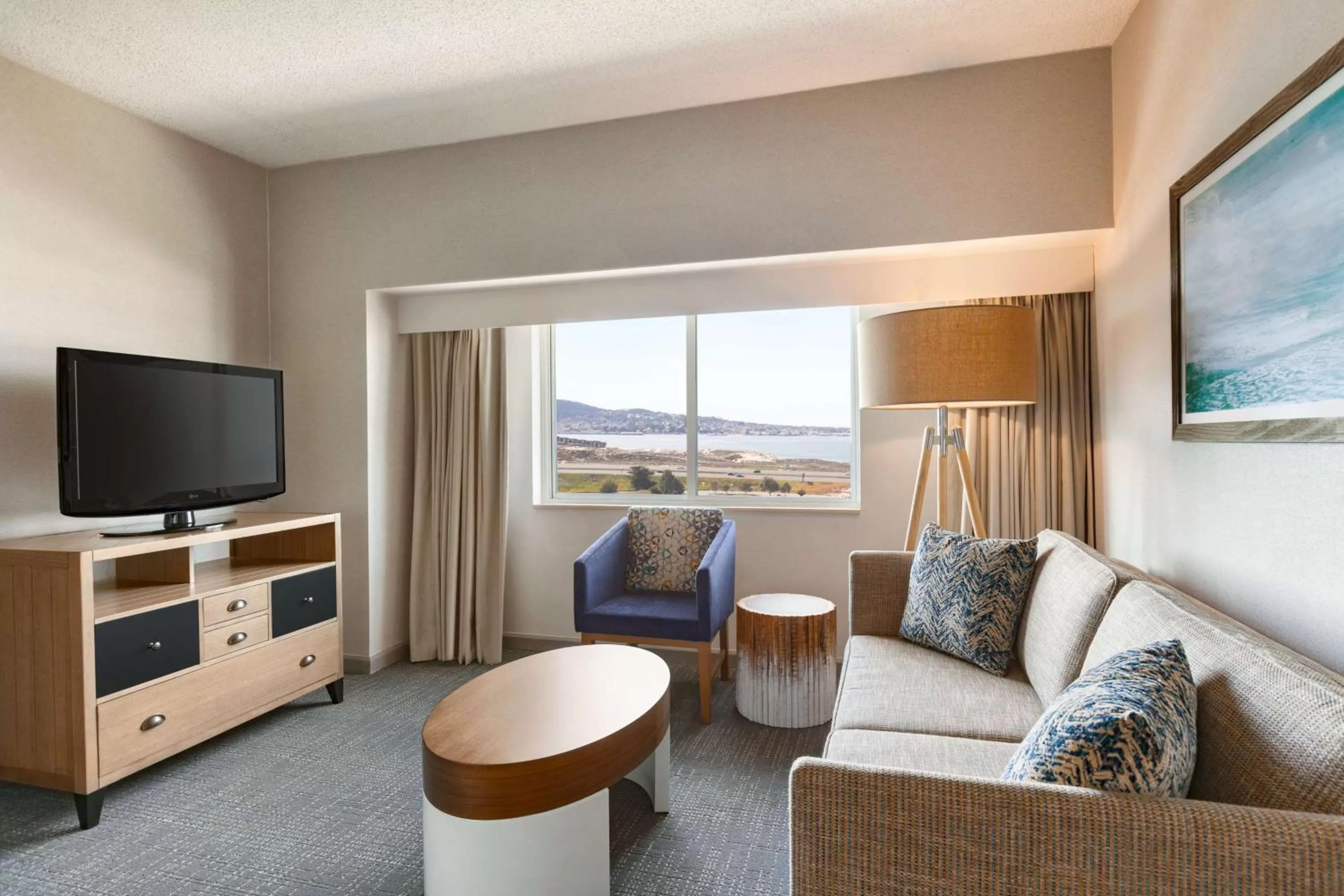Living room in Embassy Suites by Hilton Monterey Bay Seaside