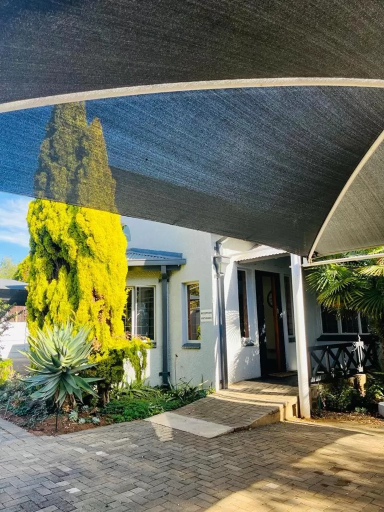 Facade/entrance in St Eve Lodge & Spa