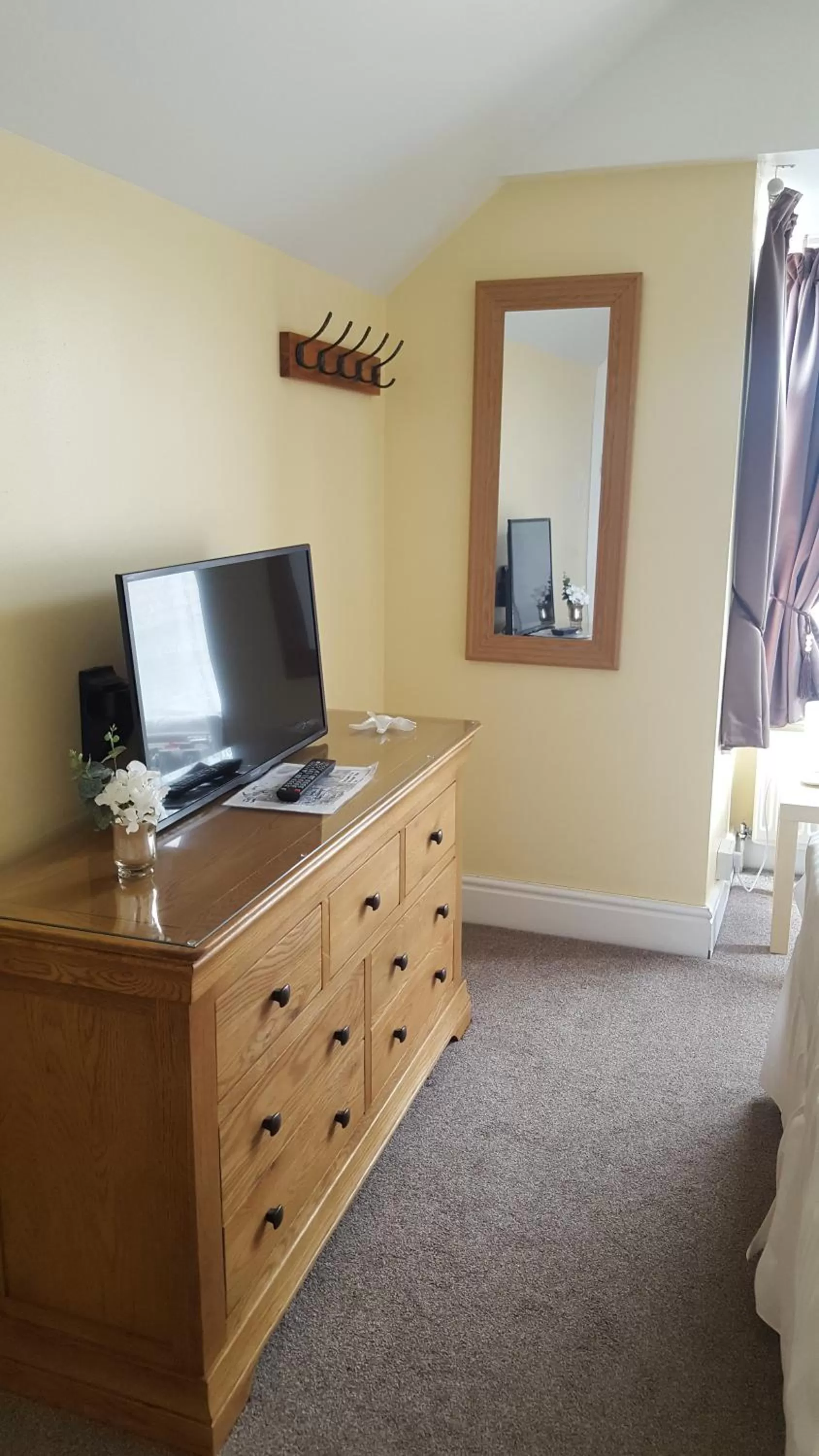 TV and multimedia in The Beacon Hotel