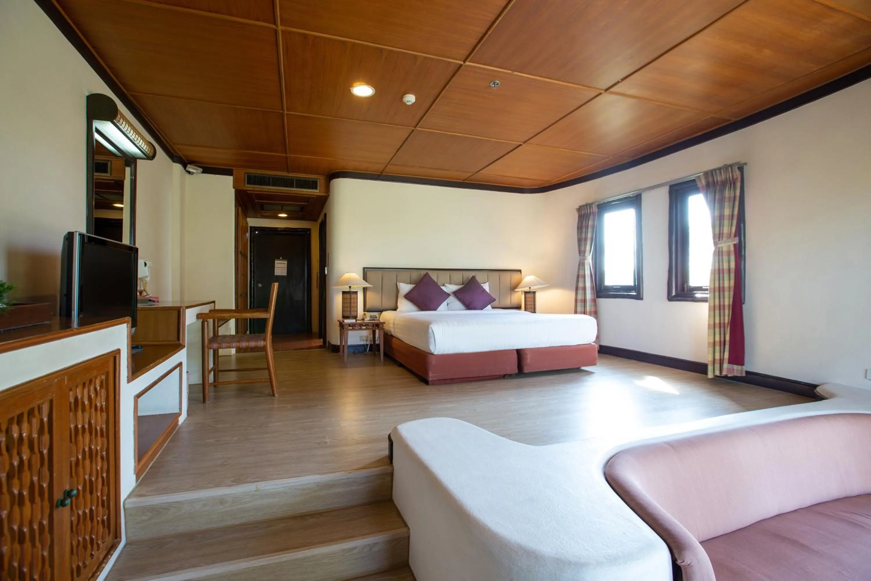 Executive Room with Panoramic View in Imperial Phukaew Hill Resort