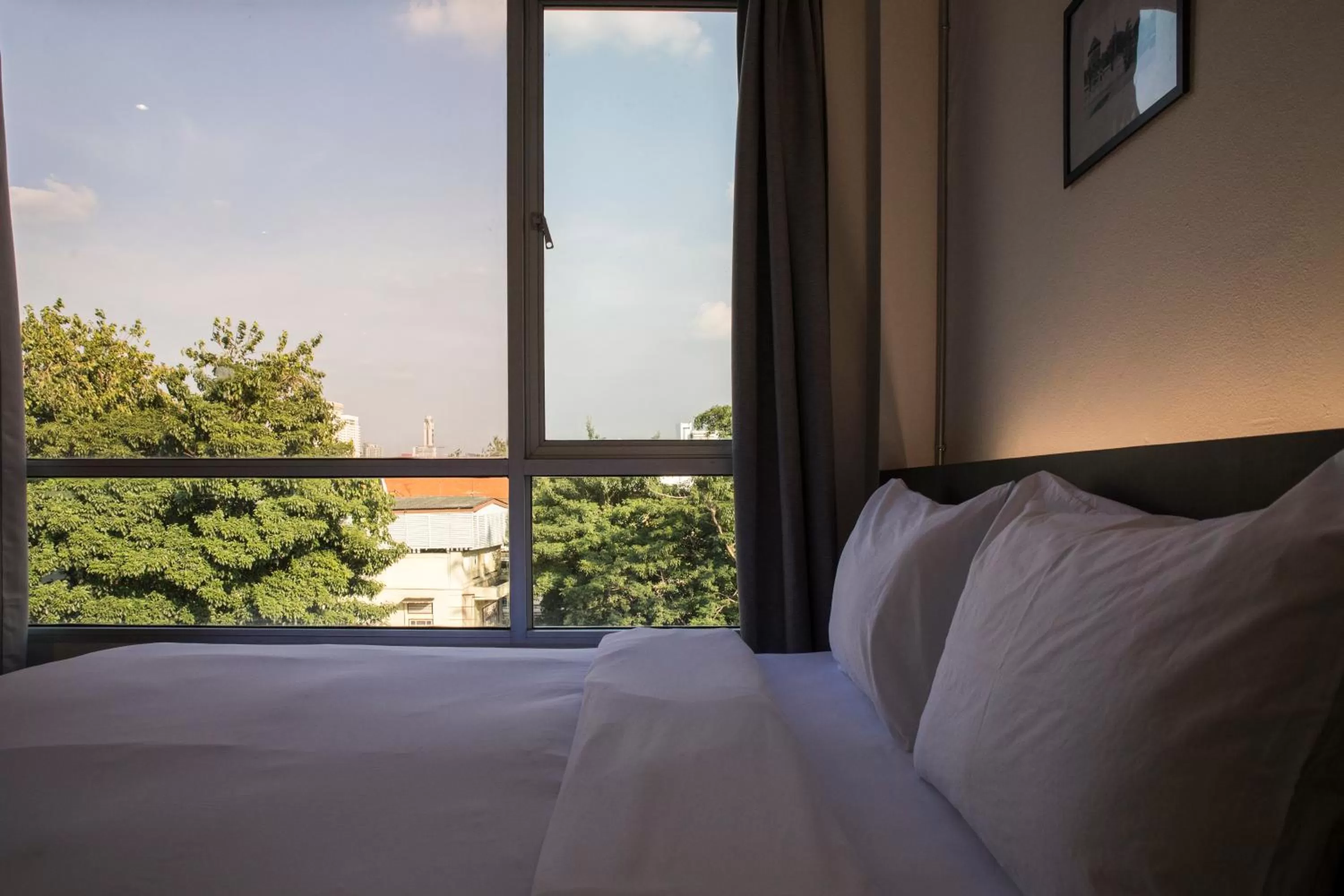 Bedroom, Bed in Tim Mansion