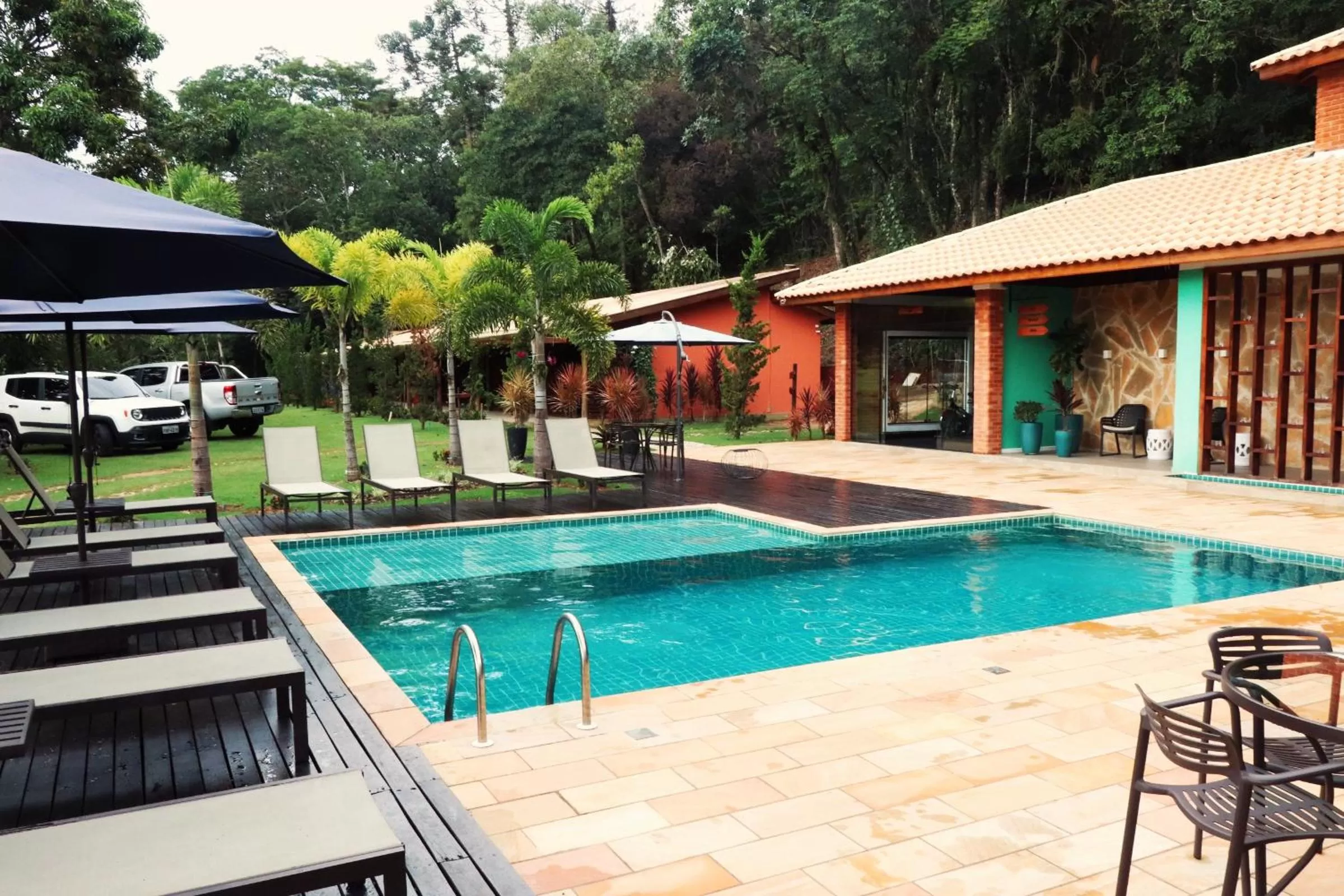 Pool view in Pousada Santa Thereza