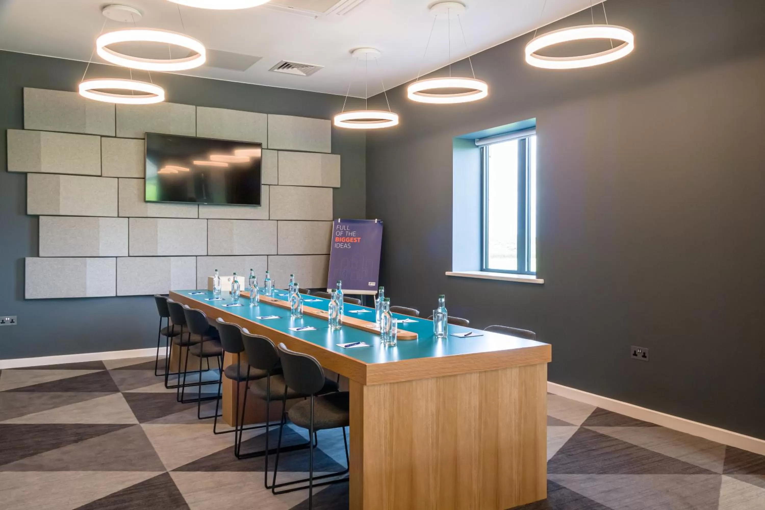 Meeting/conference room in Holiday Inn Express - Bodmin - Victoria Junction by IHG