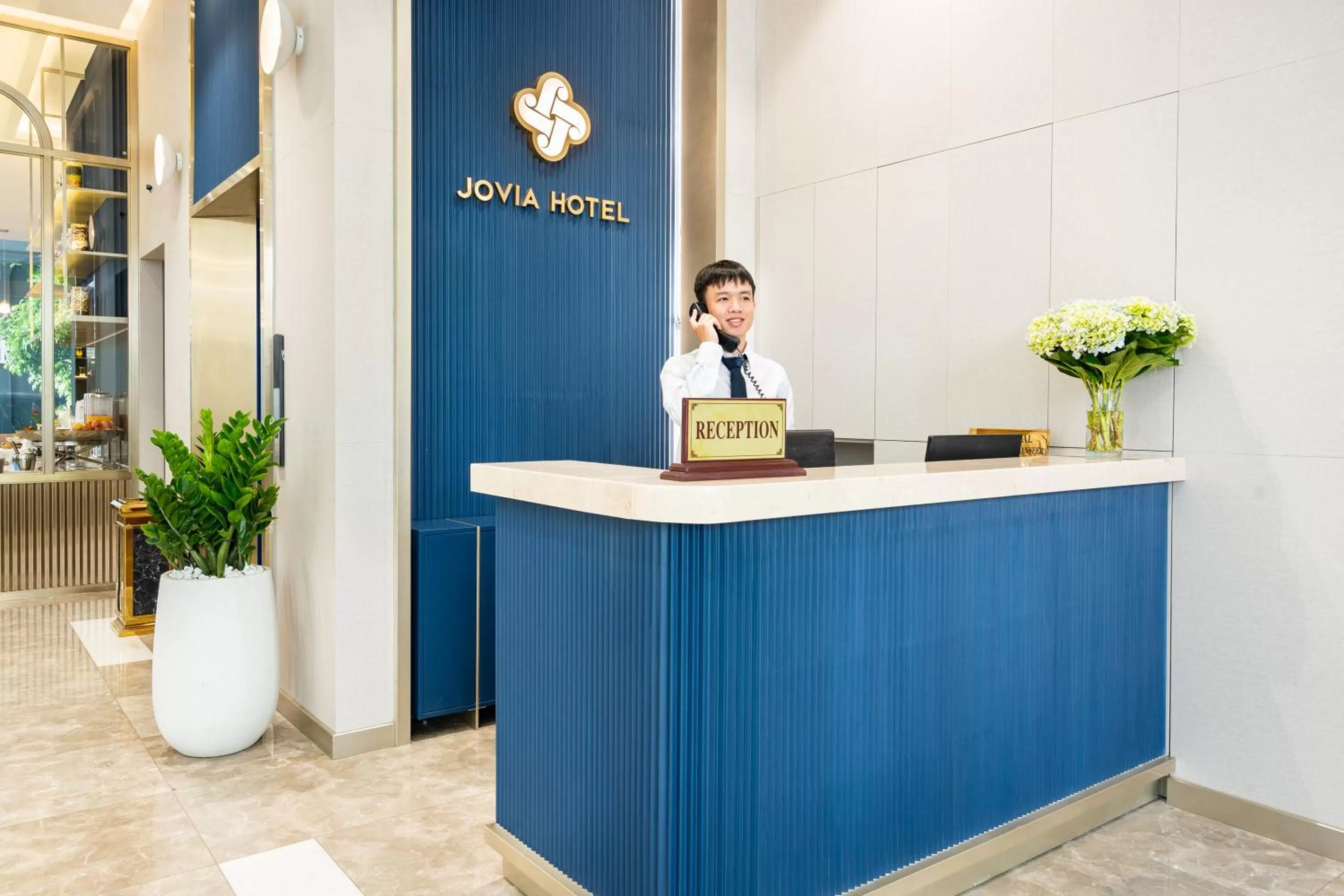 Lobby or reception in Jovia Hotel
