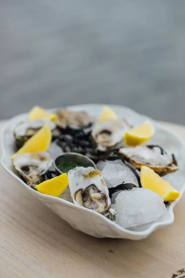 Restaurant/places to eat in Harbour Suites Boutique Hotel