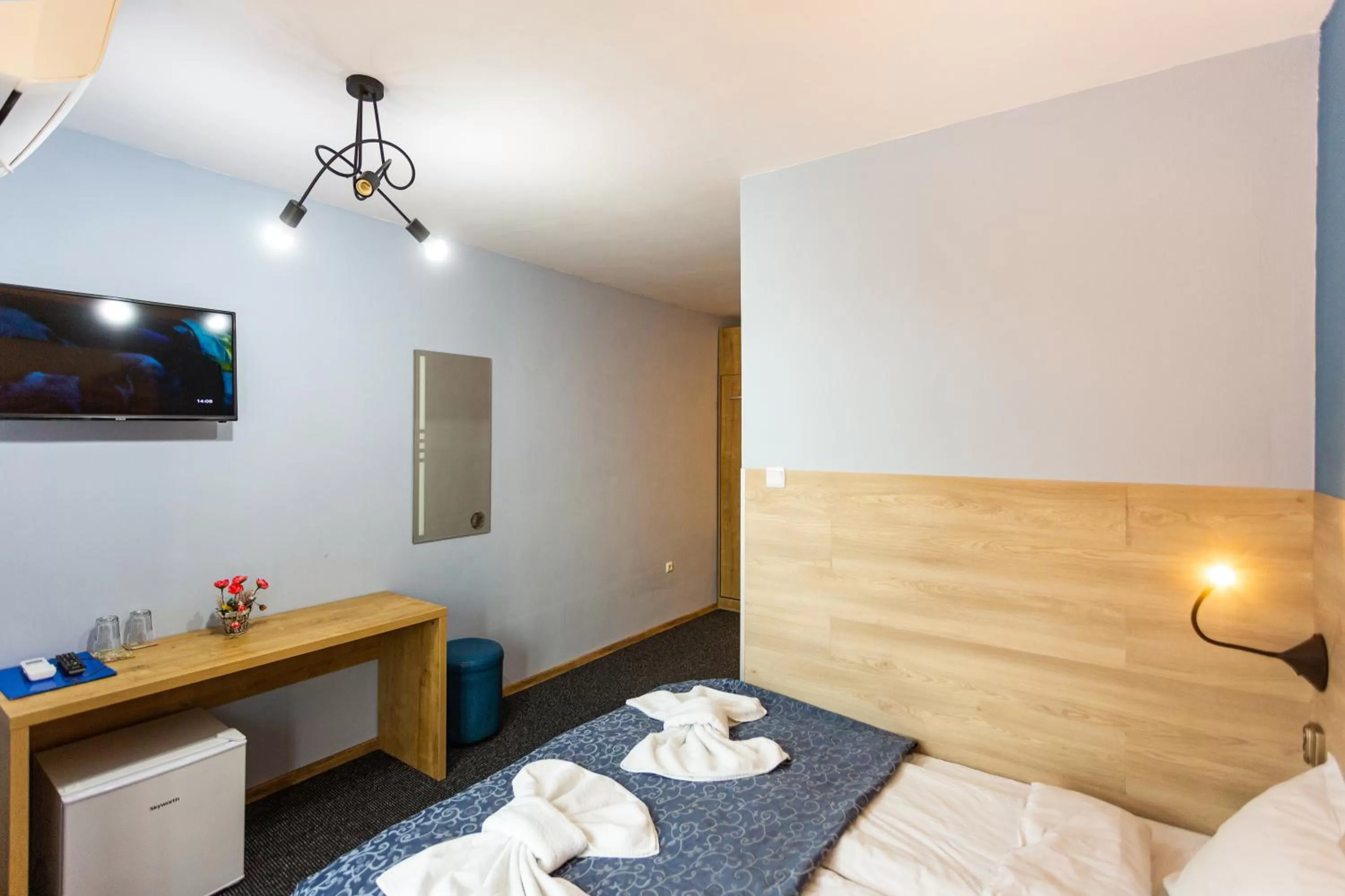 Bed in Family Hotel Jemelly