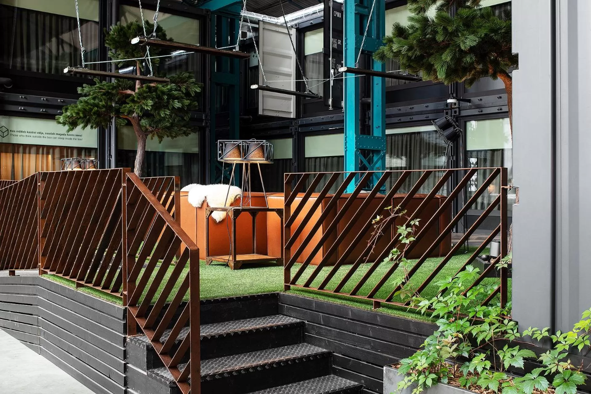 Area and facilities in Hektor Container Hotel