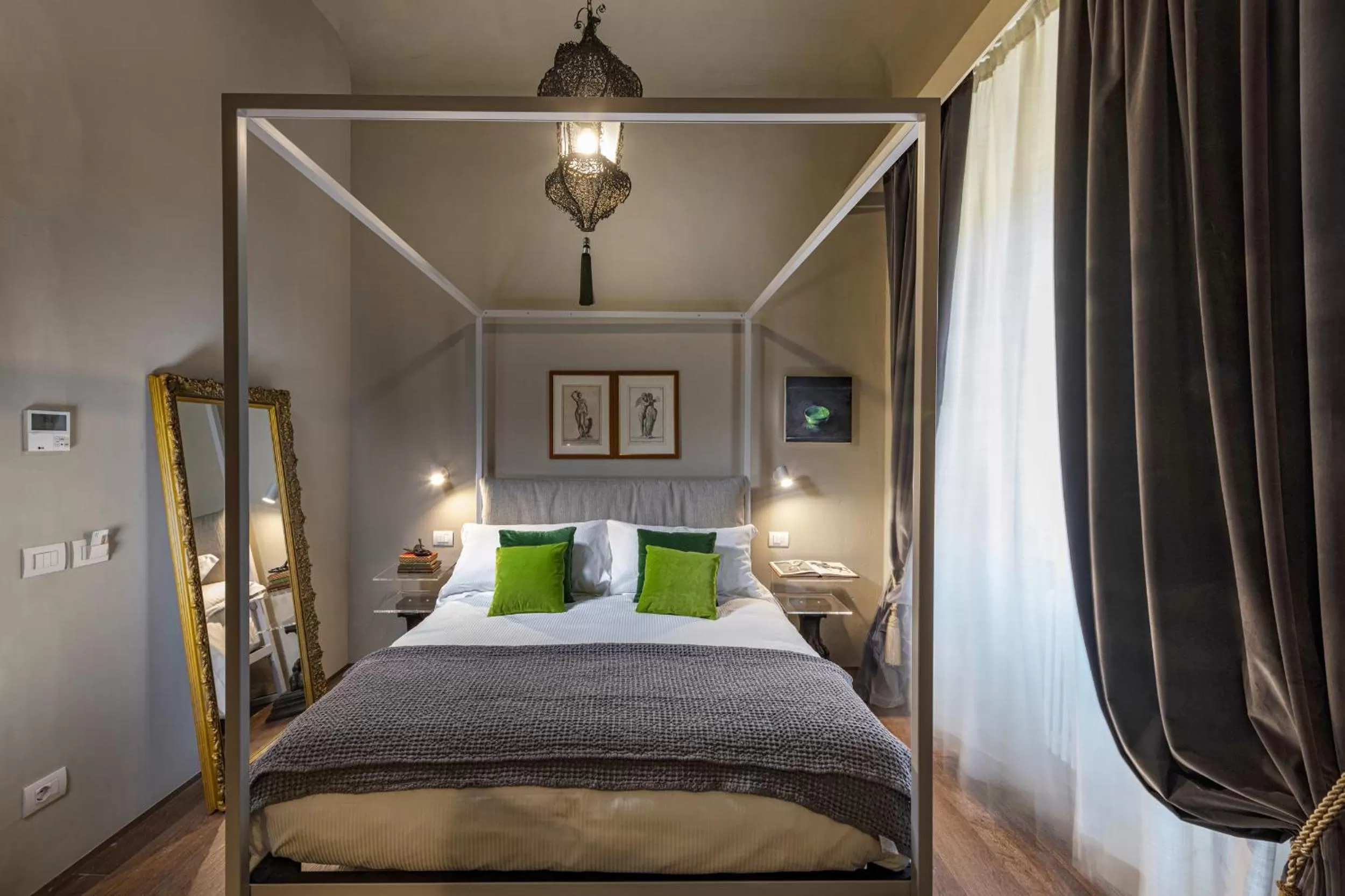 Bedroom, Bed in Casa Botticelli