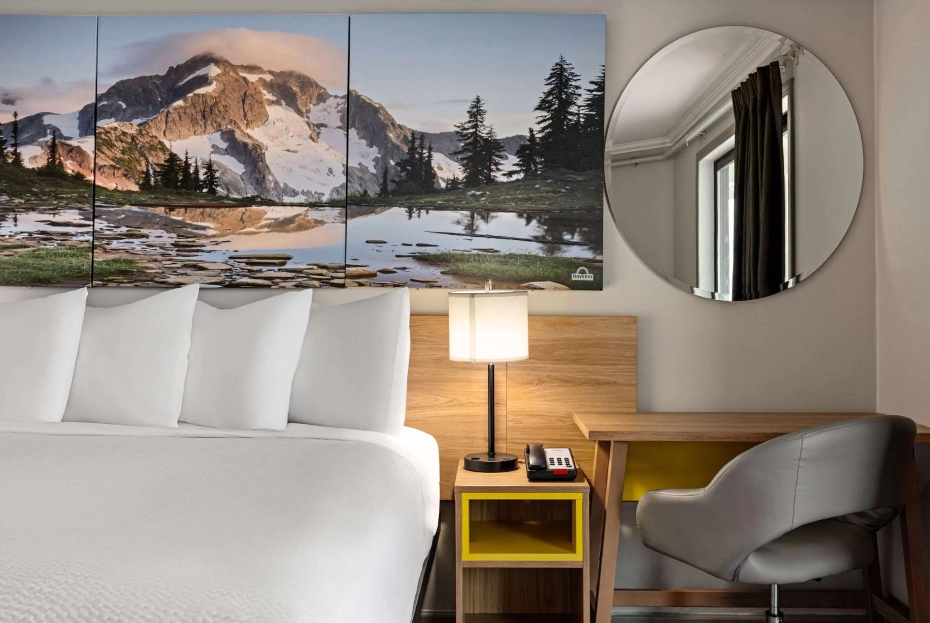 Photo of the whole room, Bed in Days Inn by Wyndham Lakewood South Tacoma