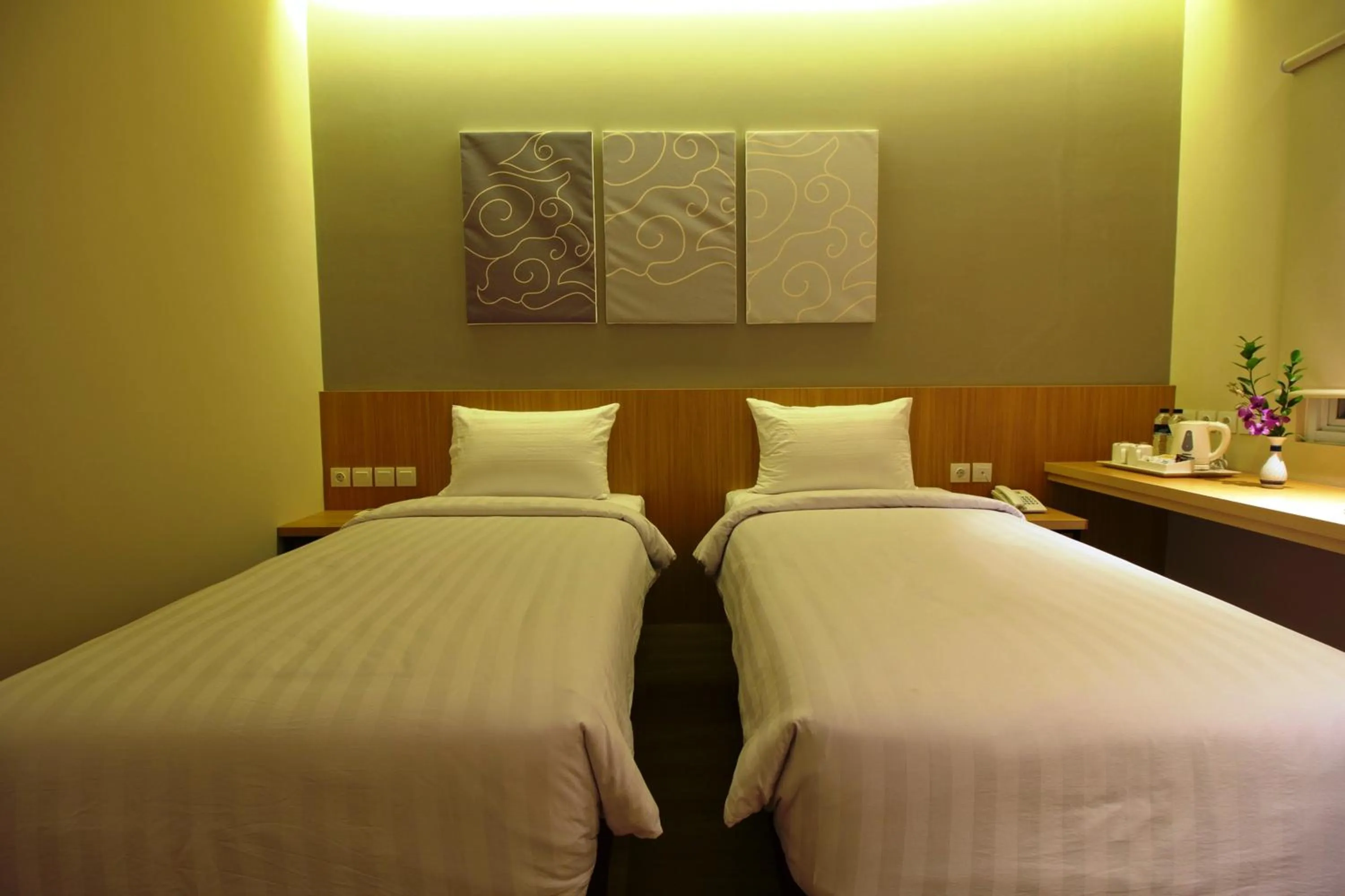 Bed in Vinotel Cirebon