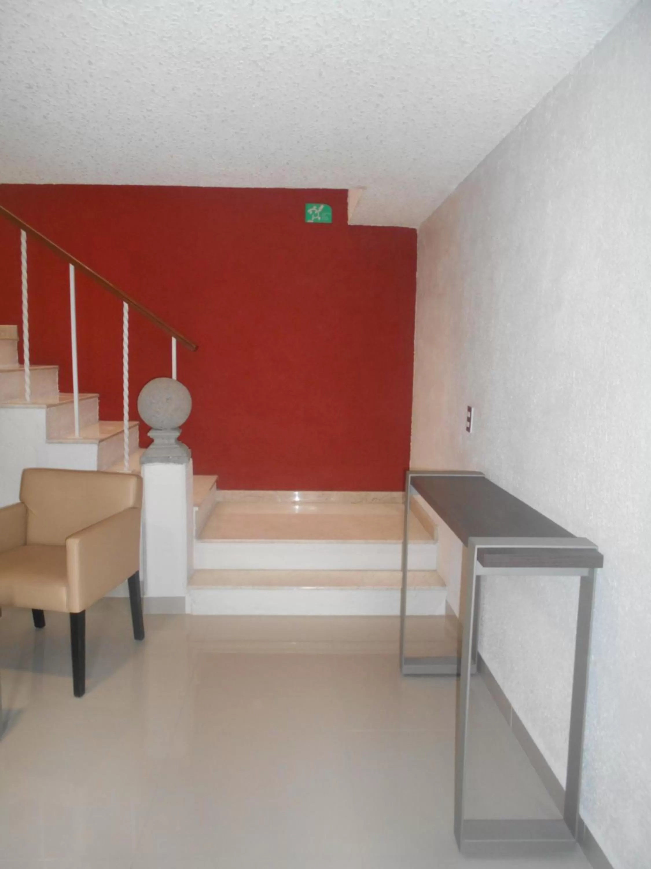 Living room in Hotel Puente Real